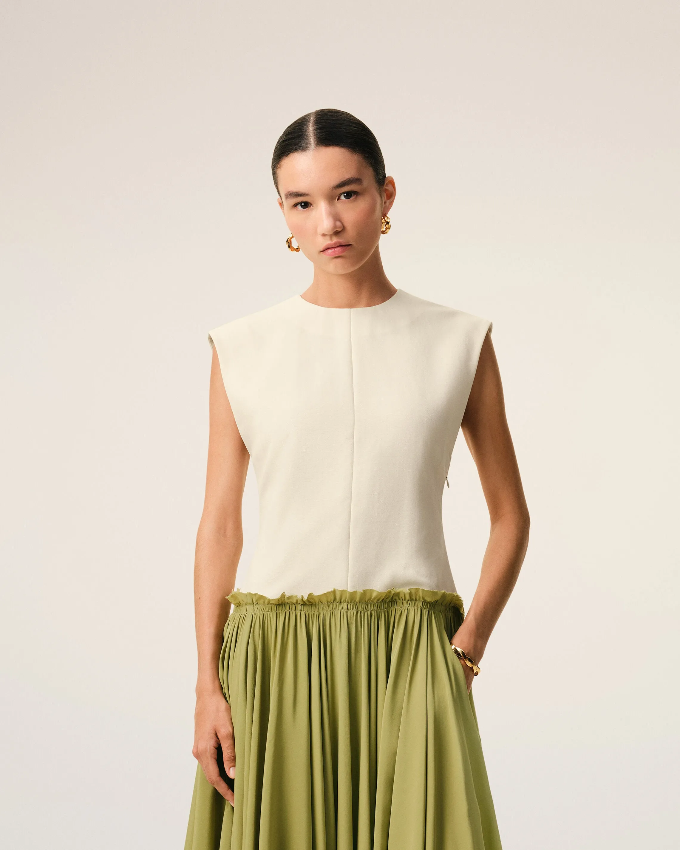 Robe Midi Bicolore Blanche Et Verte en Laine Vierge sold by Ami product image thumbnail 3