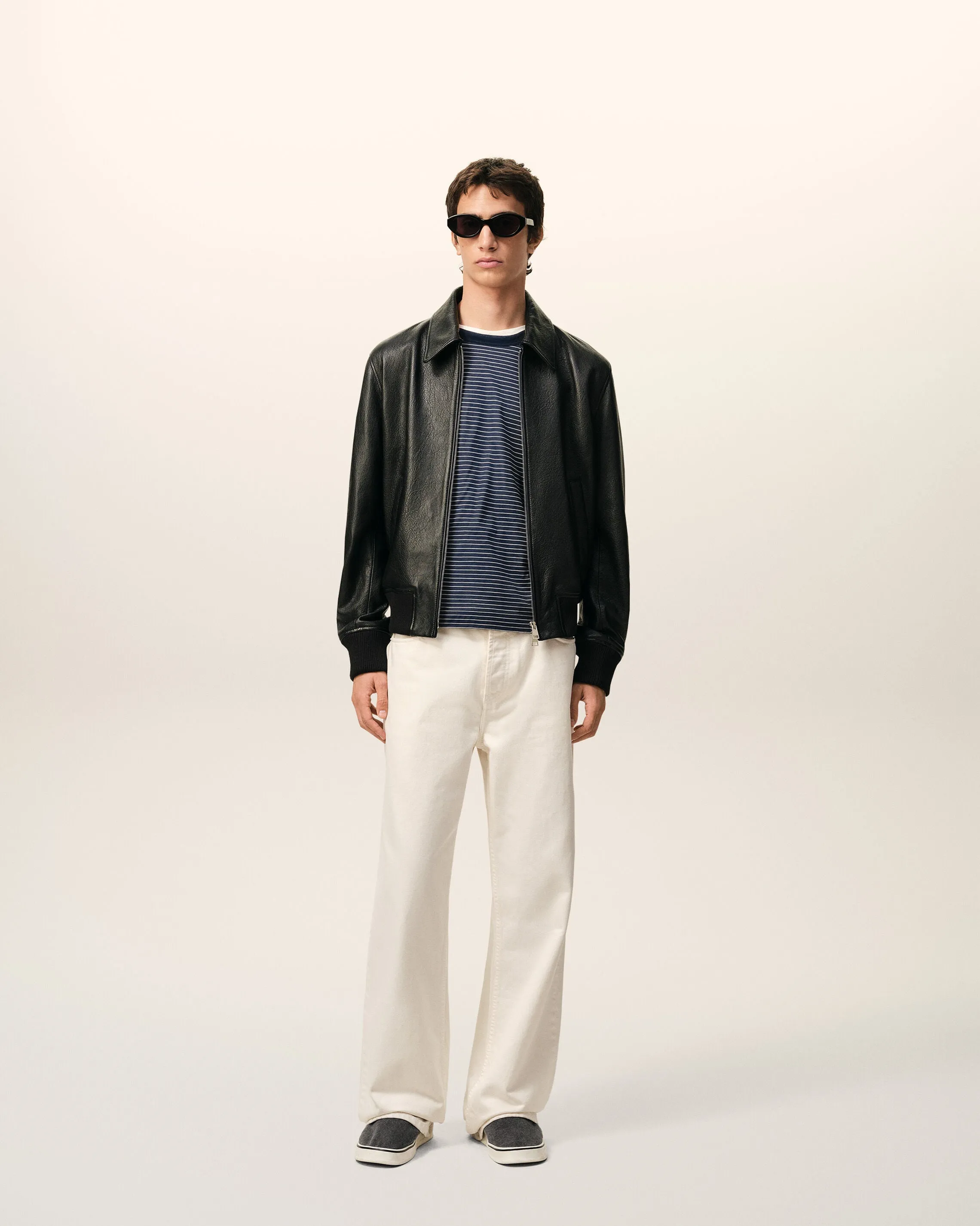 Veste Noire Zippée en Cuir D'Agneau sold by Ami product image thumbnail 2