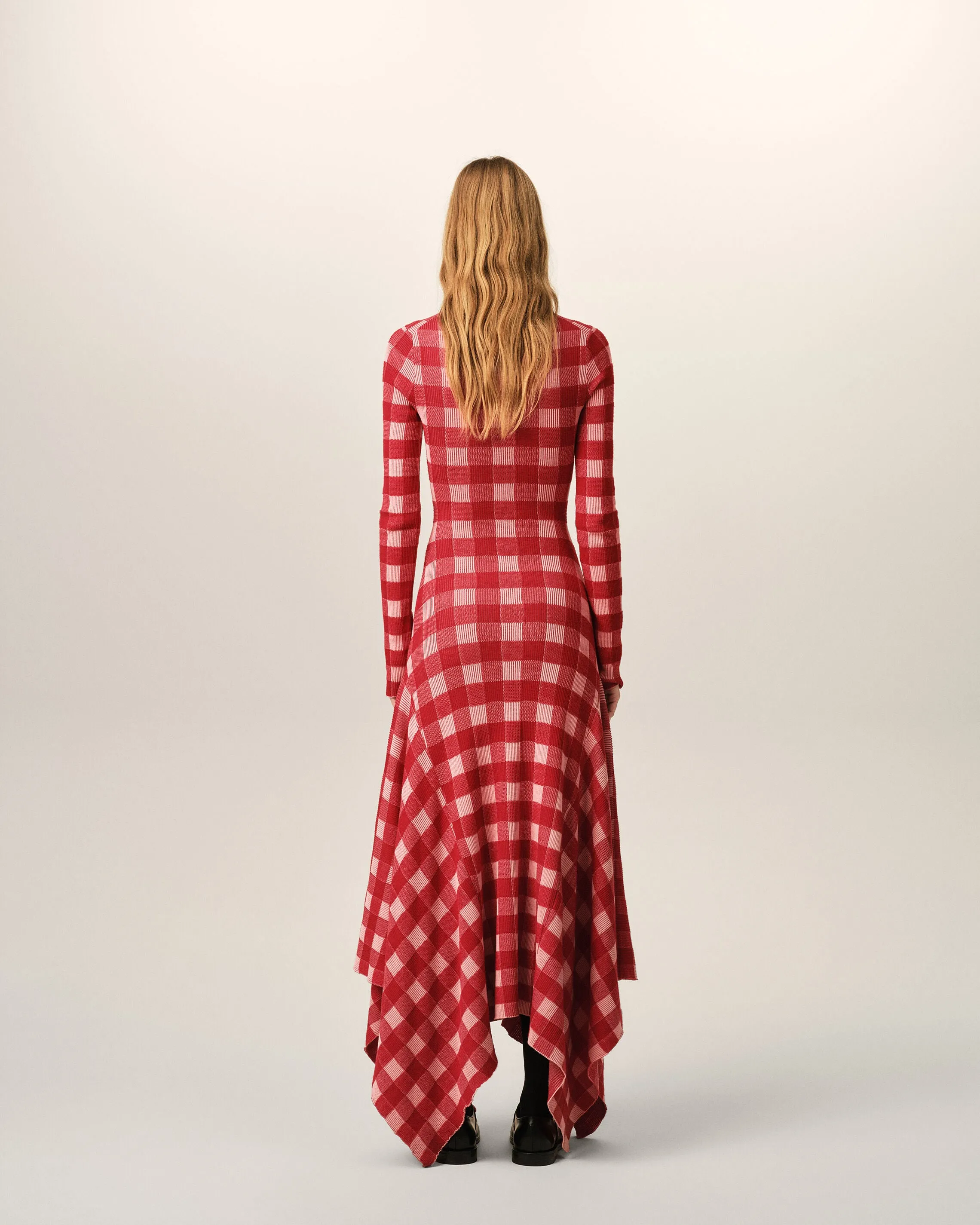Robe longue à godets à carreaux rose en laine et coton sold by Ami product image thumbnail 5