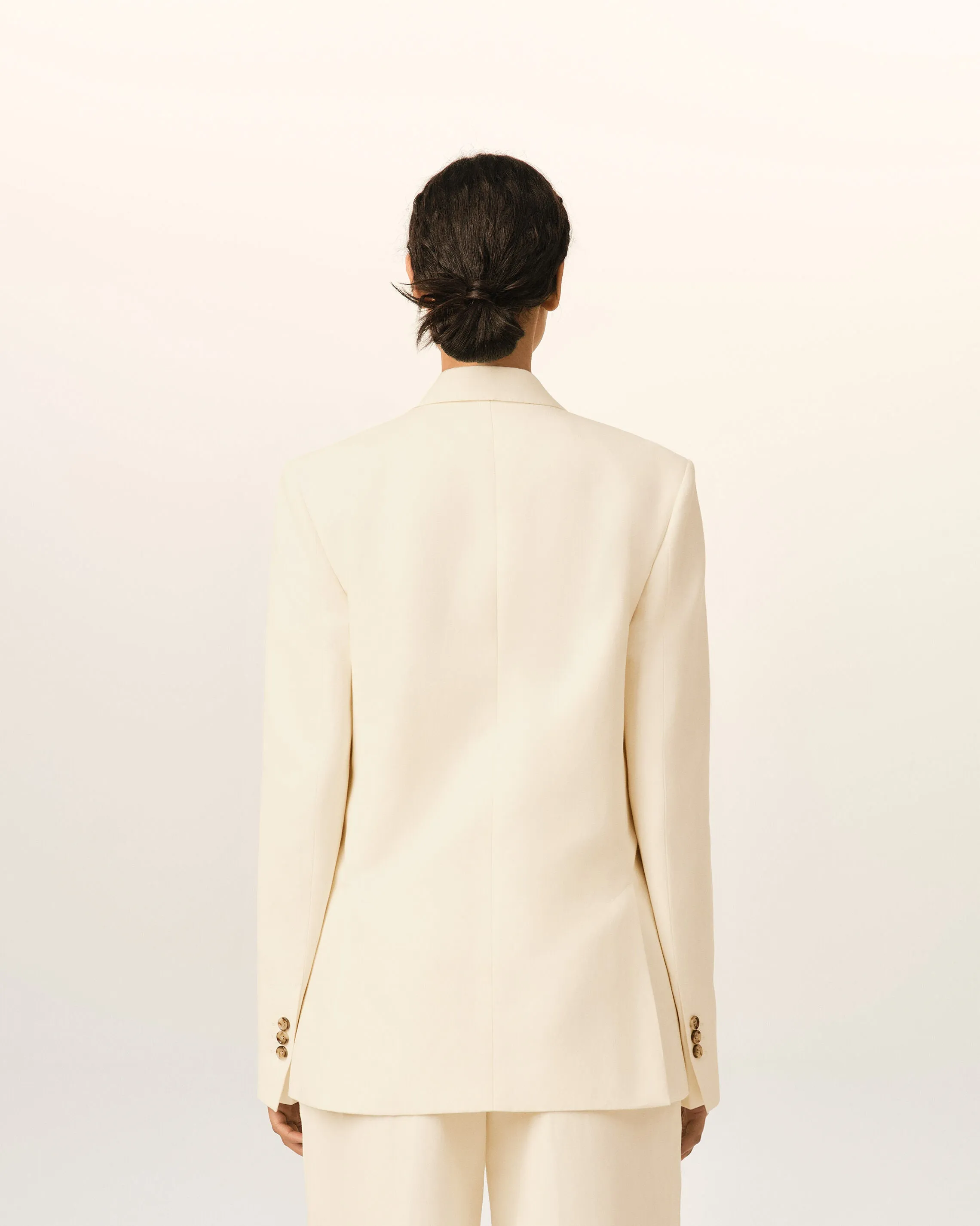 Veste boxy simple boutonnage blanche en coton et lin sold by Ami product image thumbnail 5