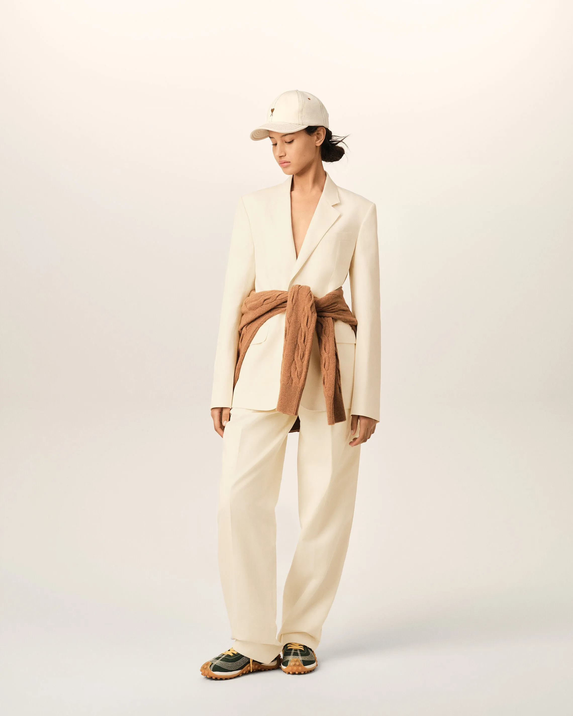 Veste boxy simple boutonnage blanche en coton et lin sold by Ami product image thumbnail 2