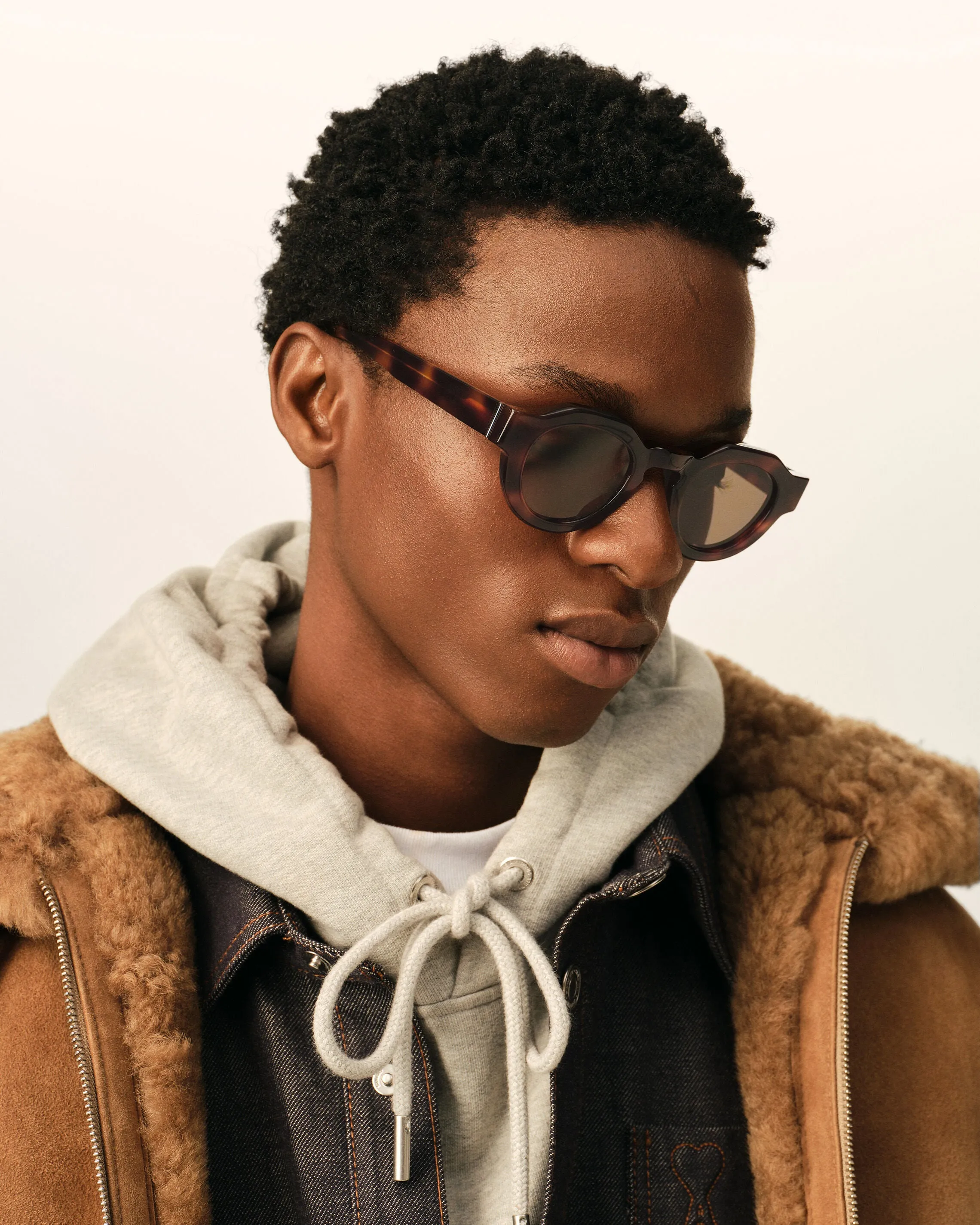 Lunettes de soleil 75018 marron sold by Ami product image thumbnail 2