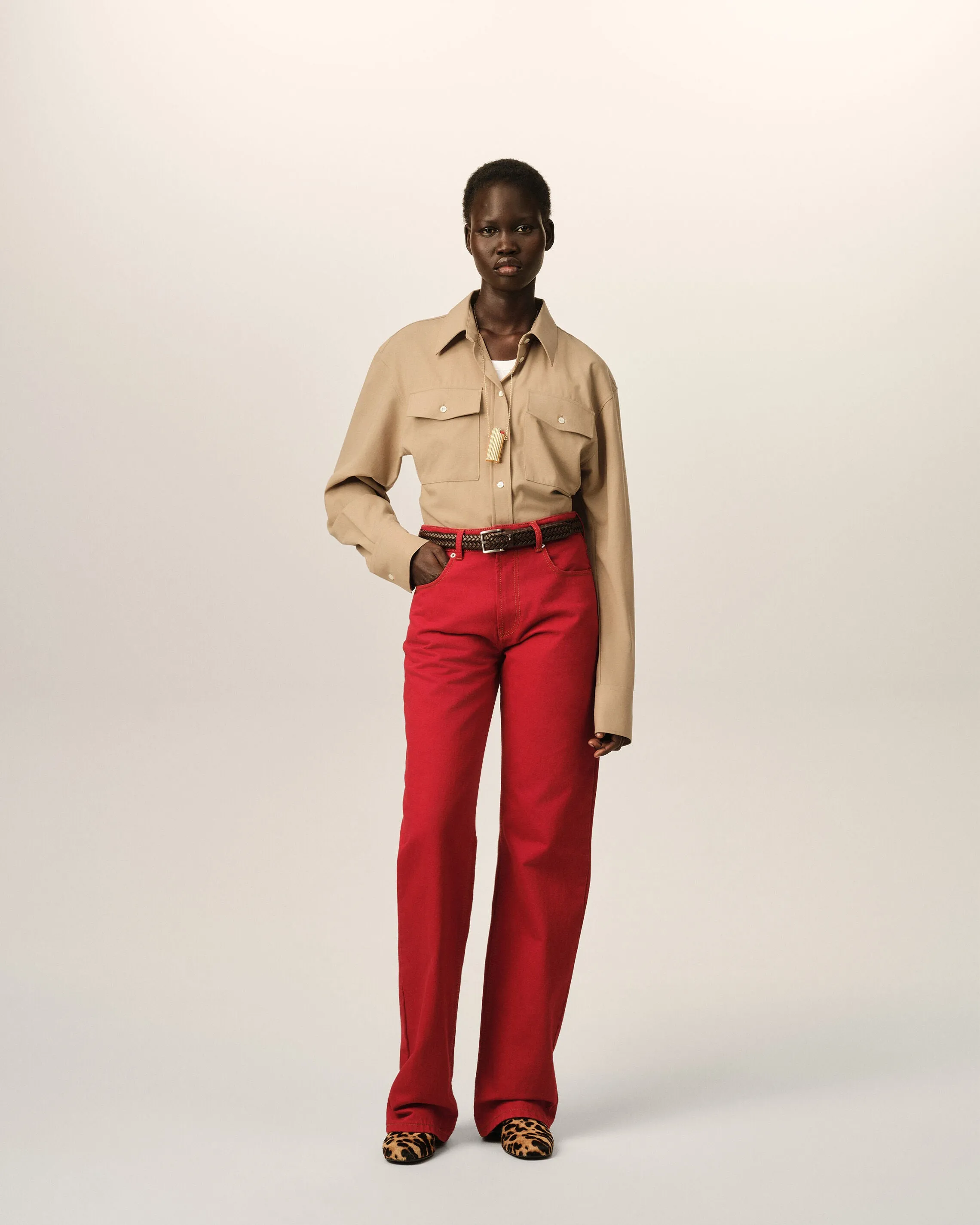 Chemise beige cintrée en laine manches ballon sold by Ami product image thumbnail 3