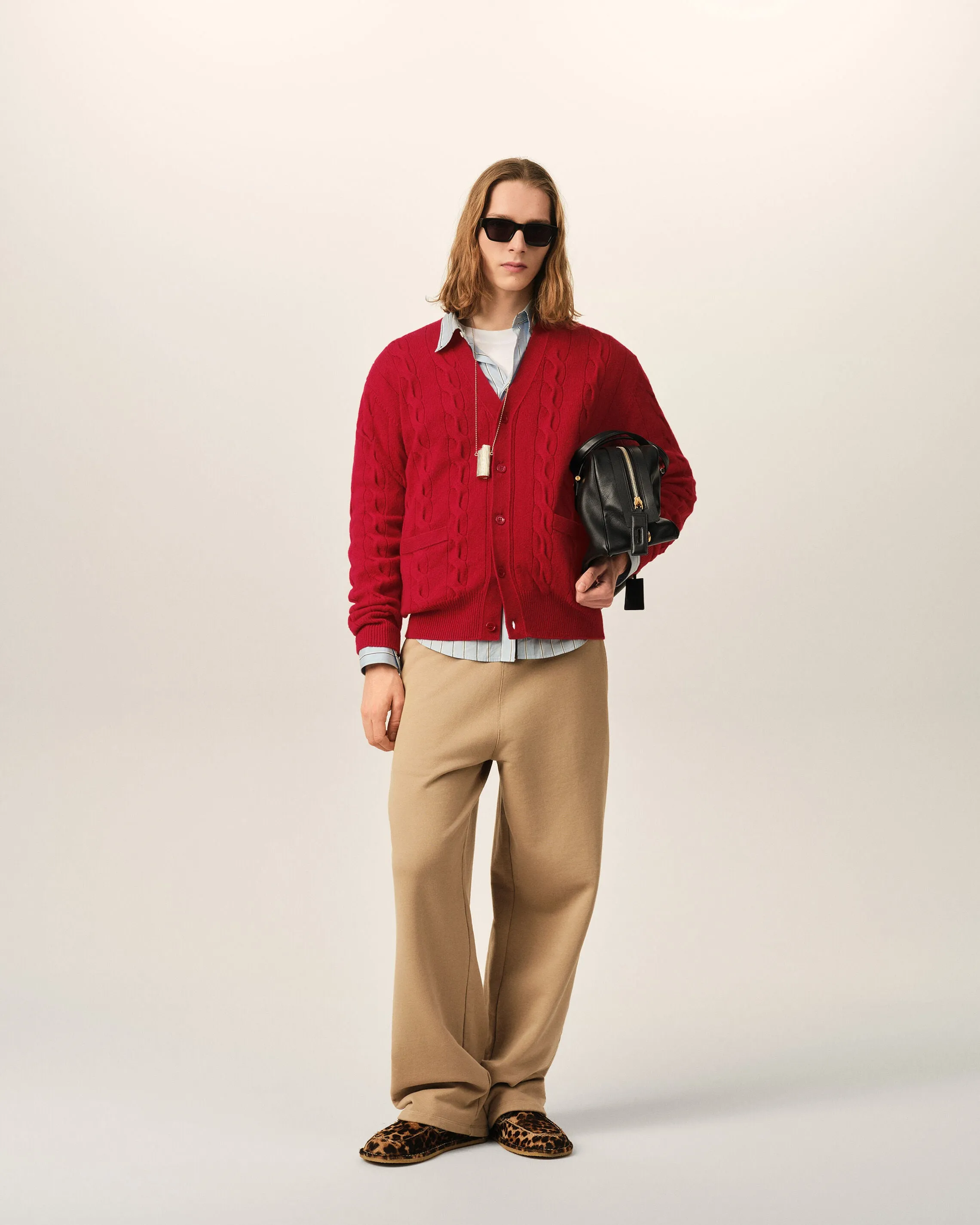 Cardigan torsadé rouge en laine sold by Ami product image thumbnail 3