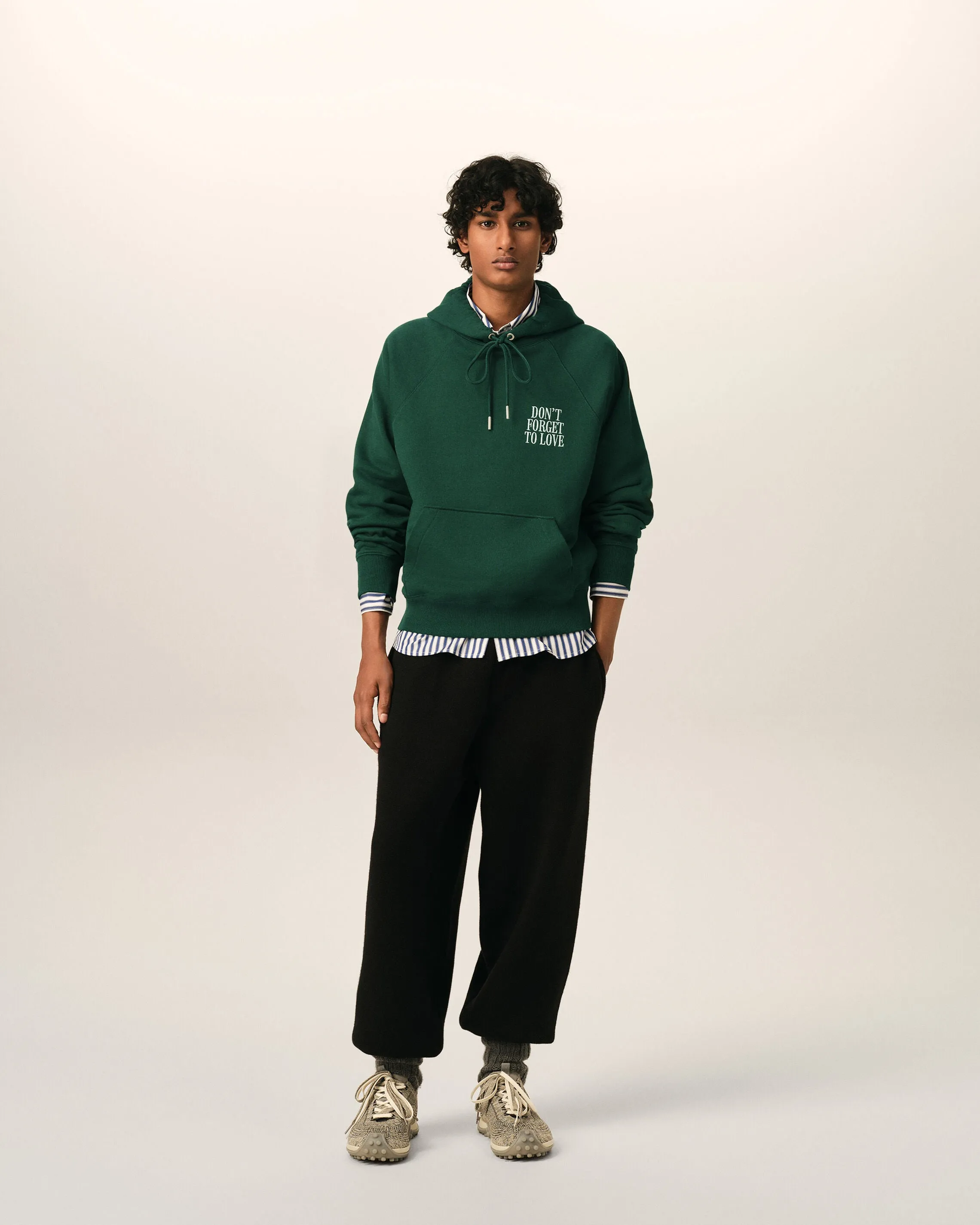 Hoodie vert en coton "Don't forget to love" sold by Ami product image thumbnail 3
