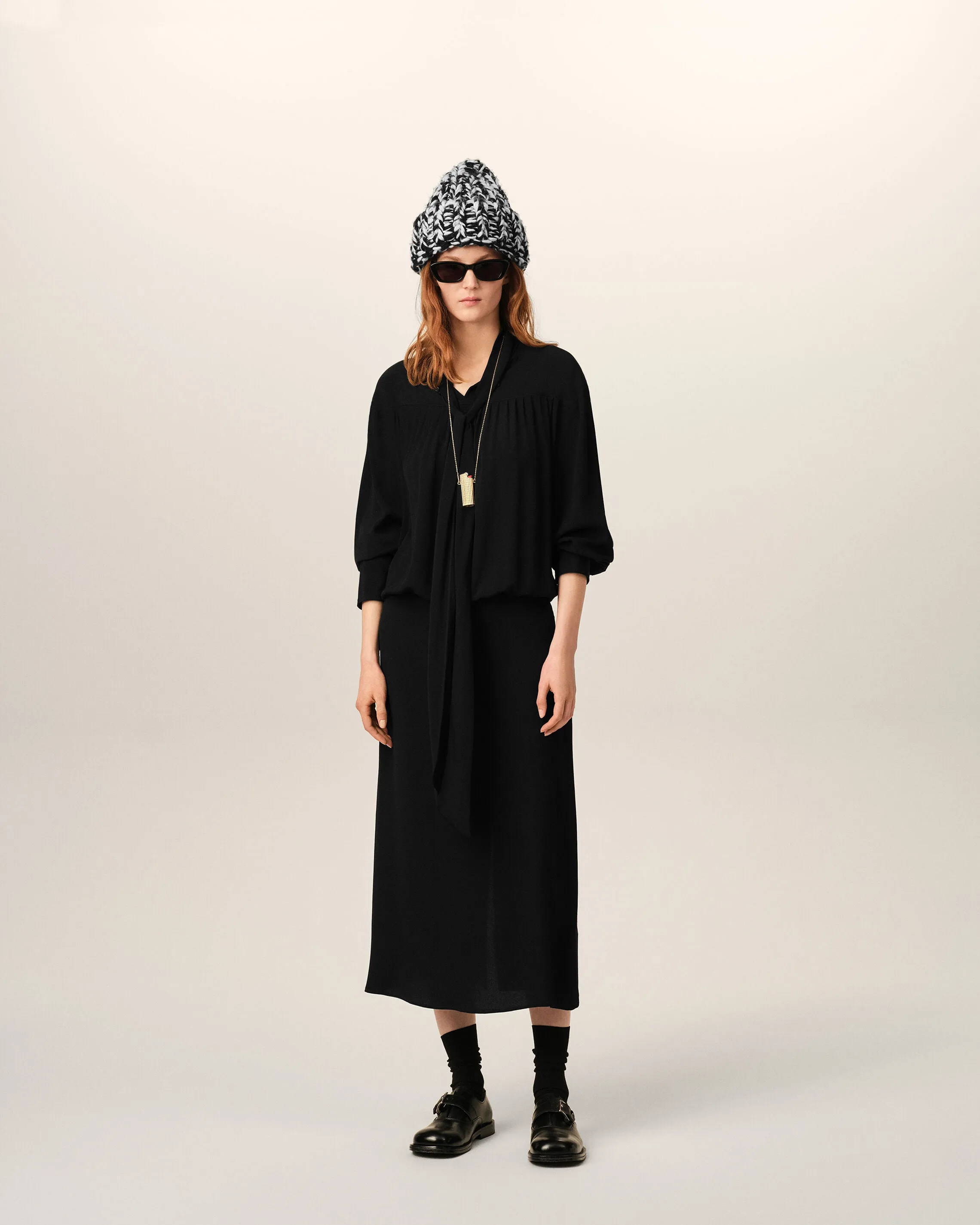 Robe midi noire en soie mélangée à lavallière sold by Ami product image thumbnail 2
