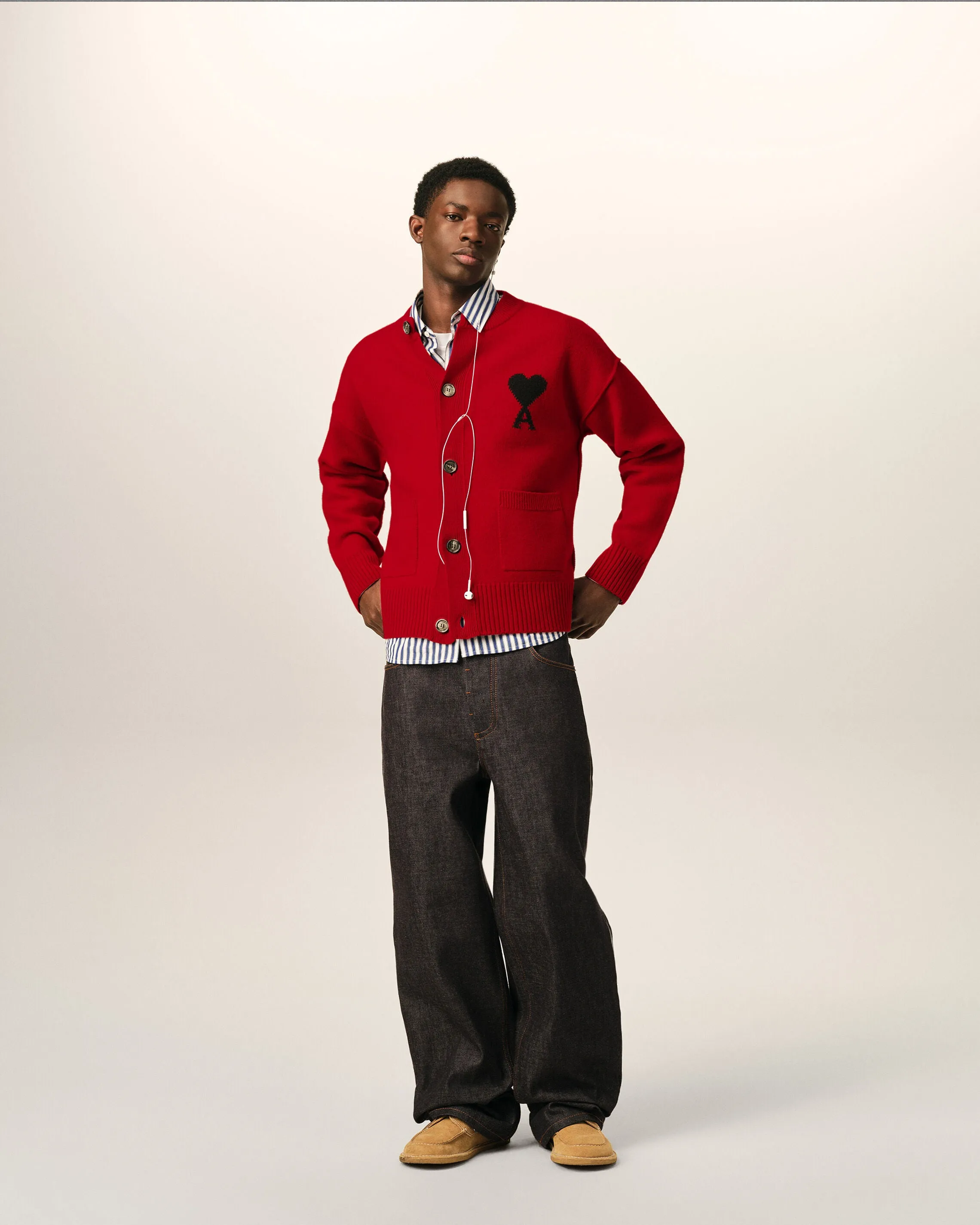 Cardigan rouge col rond en laine Ami de Coeur sold by Ami product image thumbnail 3