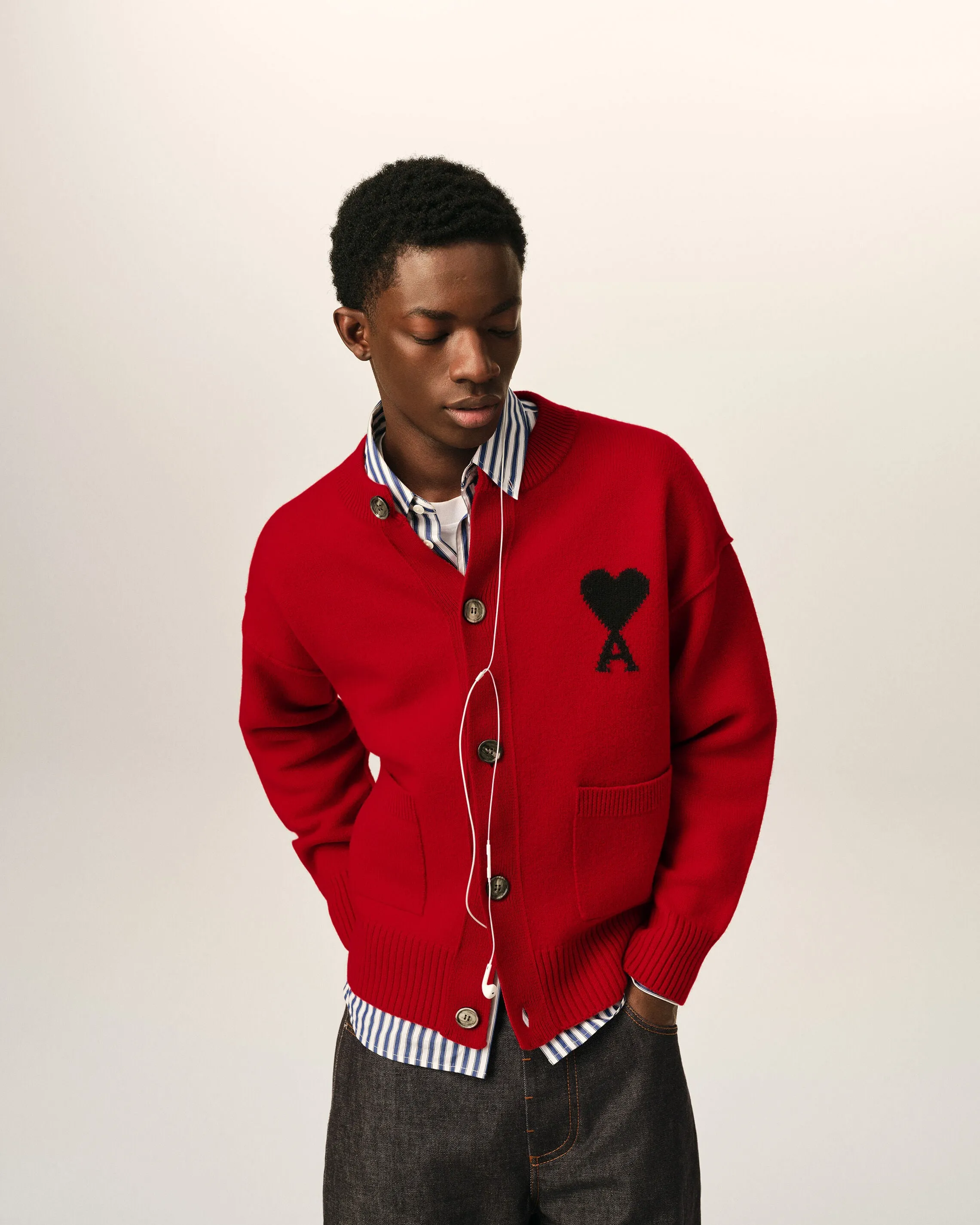 Cardigan rouge col rond en laine Ami de Coeur sold by Ami product image thumbnail 2