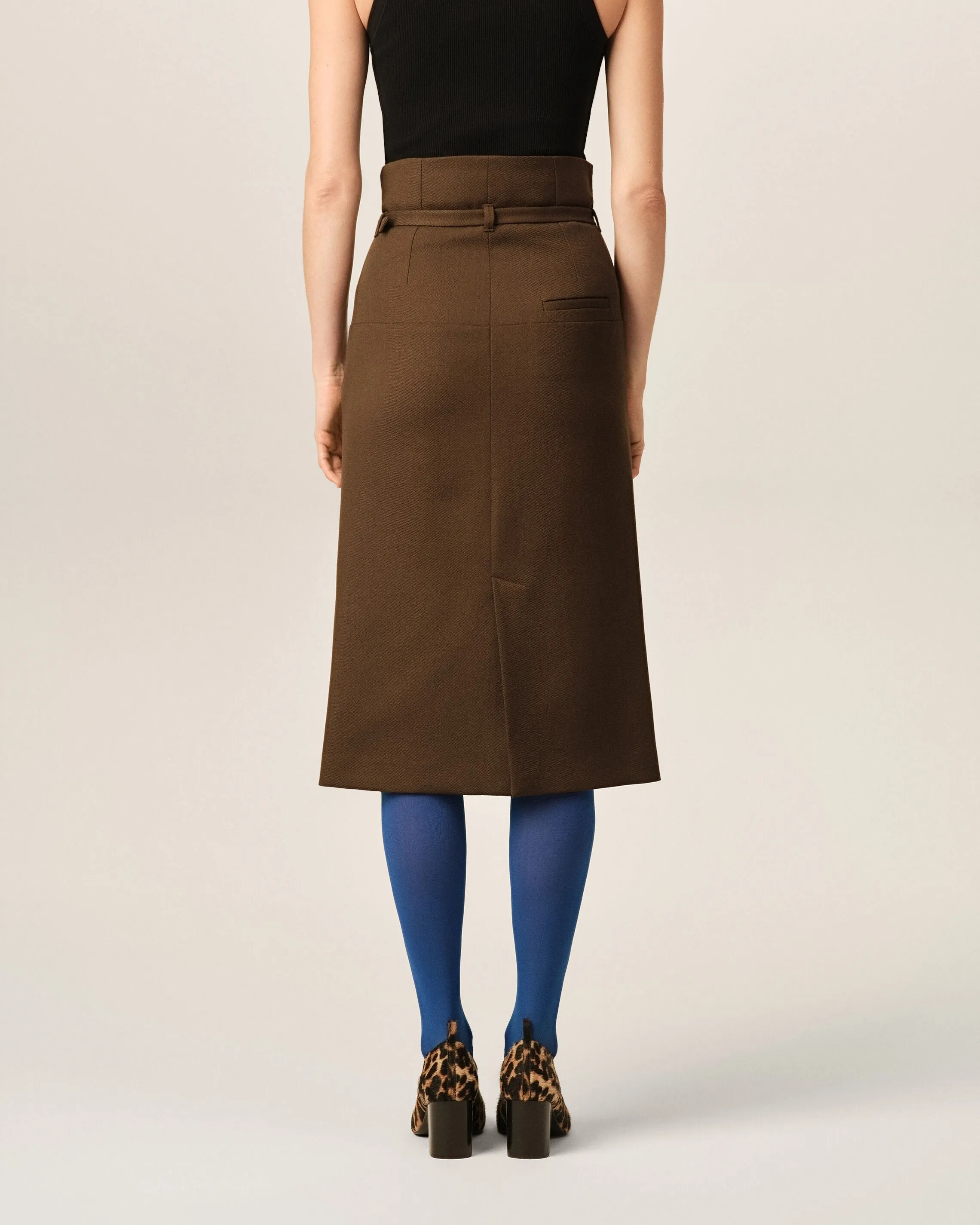 Jupe crayon marron ceinturée en laine sold by Ami product image thumbnail 4