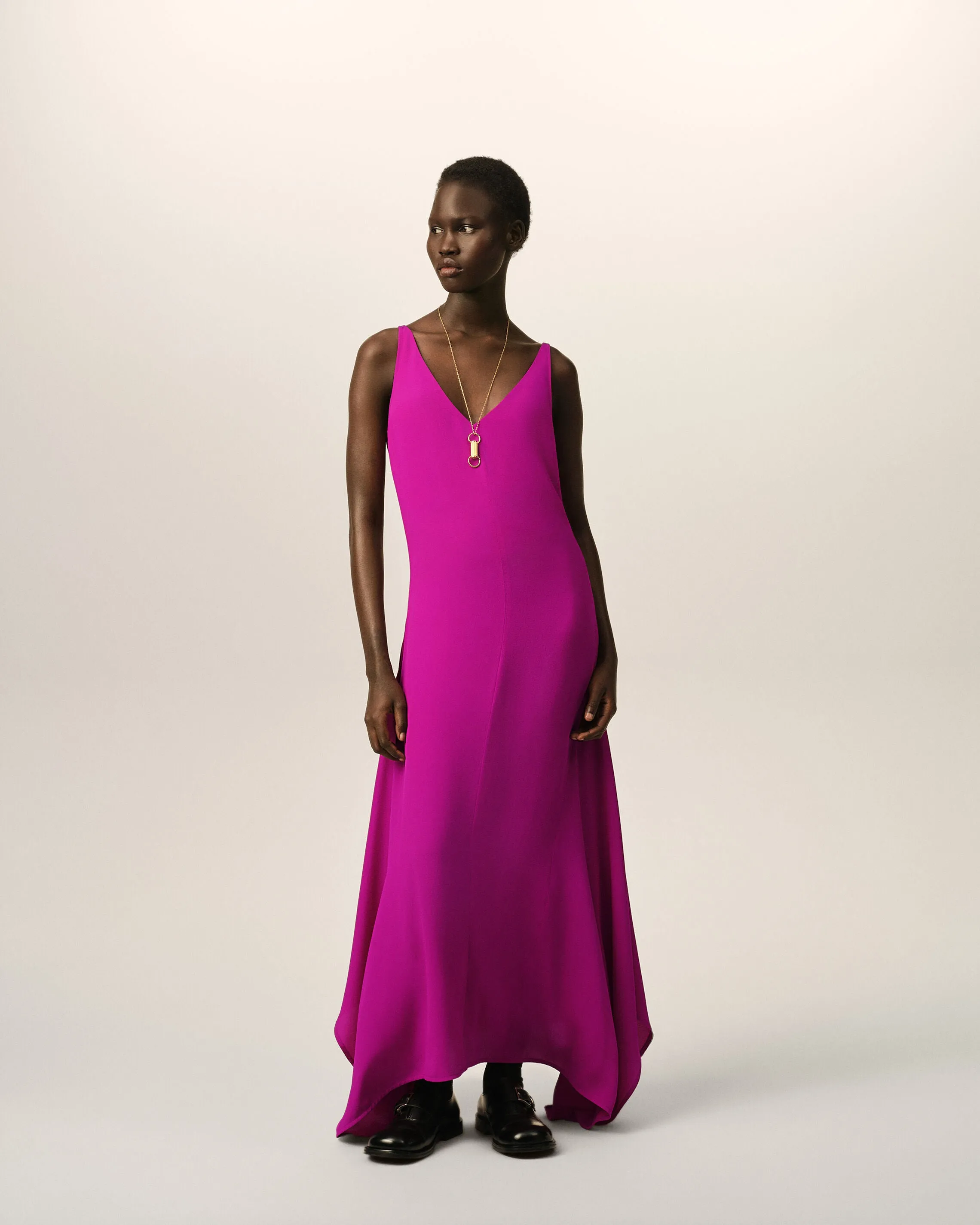 Robe longue violette à godets en soie mélangée sold by Ami product image thumbnail 2