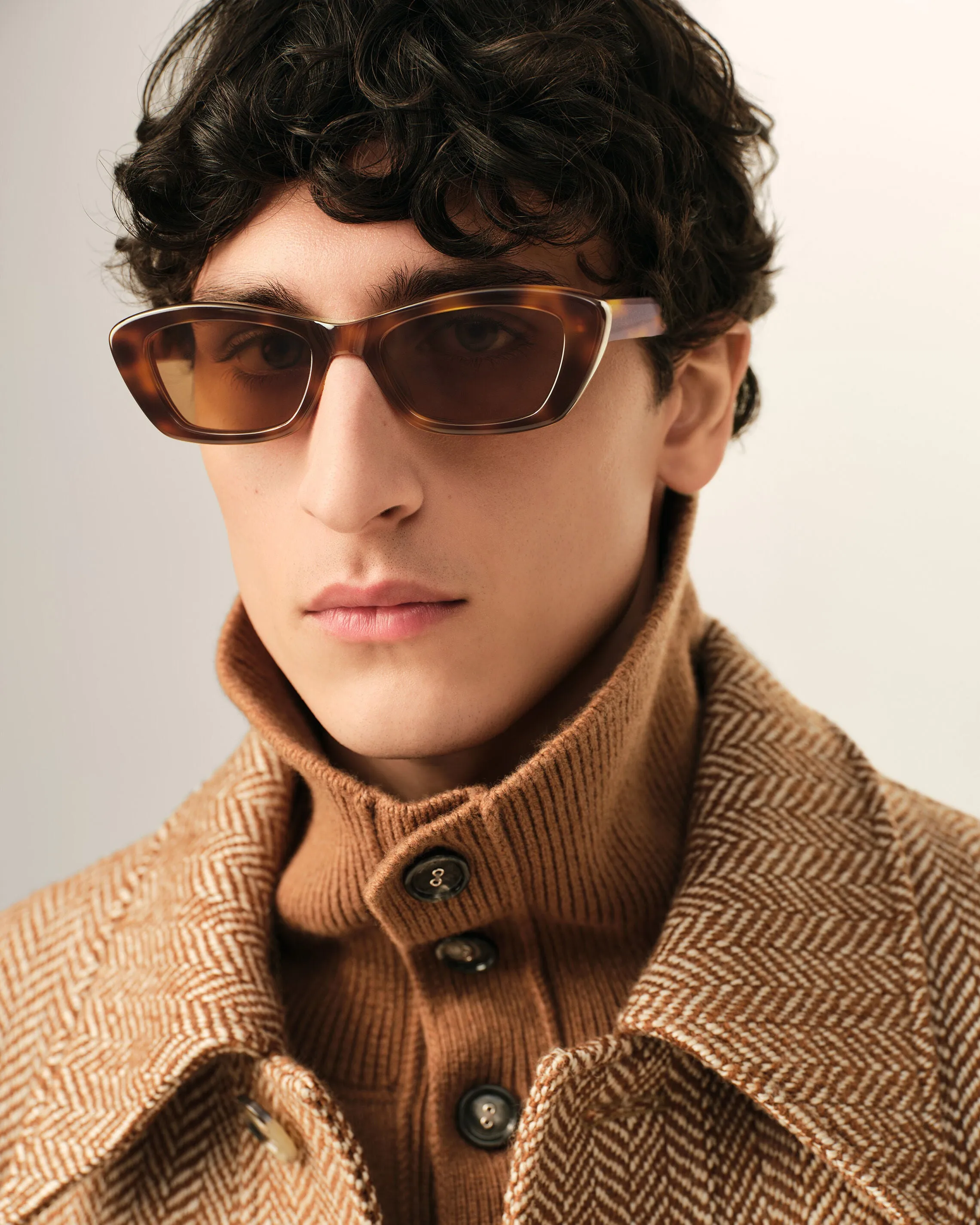 Lunettes de soleil 75020 marron sold by Ami product image thumbnail 2