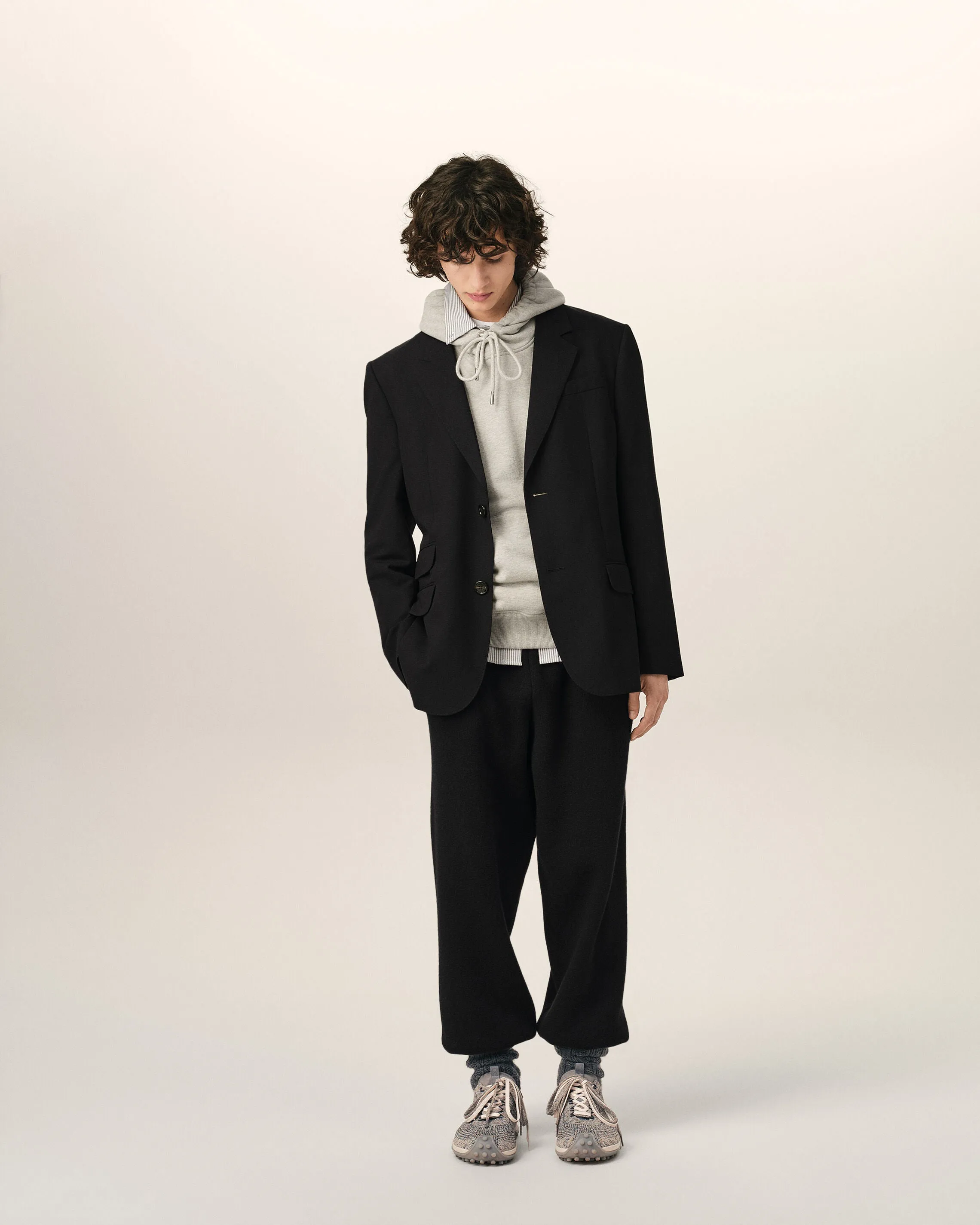 Veste droite noire simple boutonnage en laine sold by Ami product image thumbnail 2