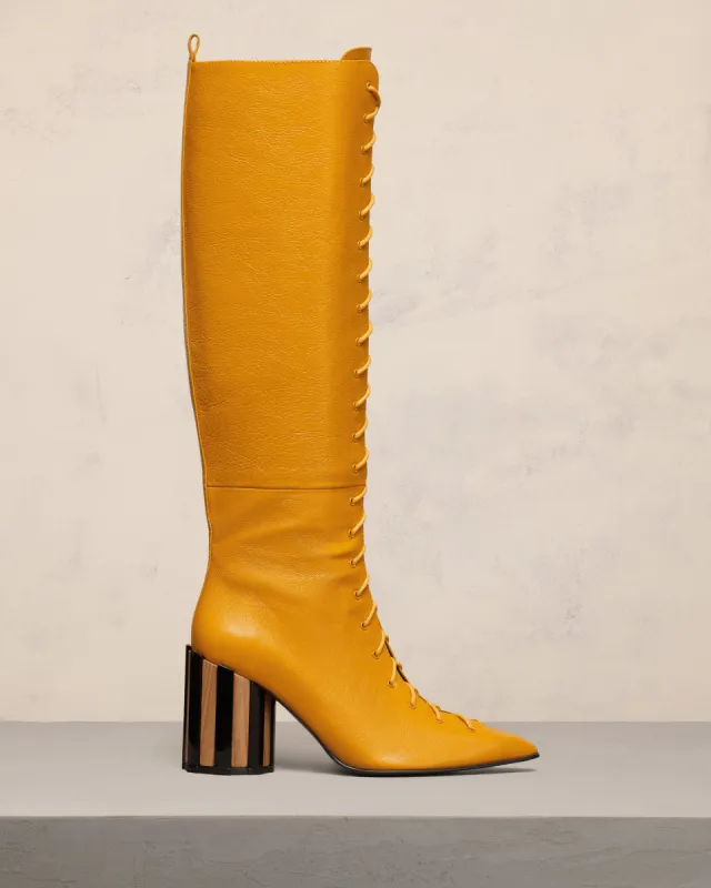 Bottes A Lacets A Bout Pointu sold by Ami