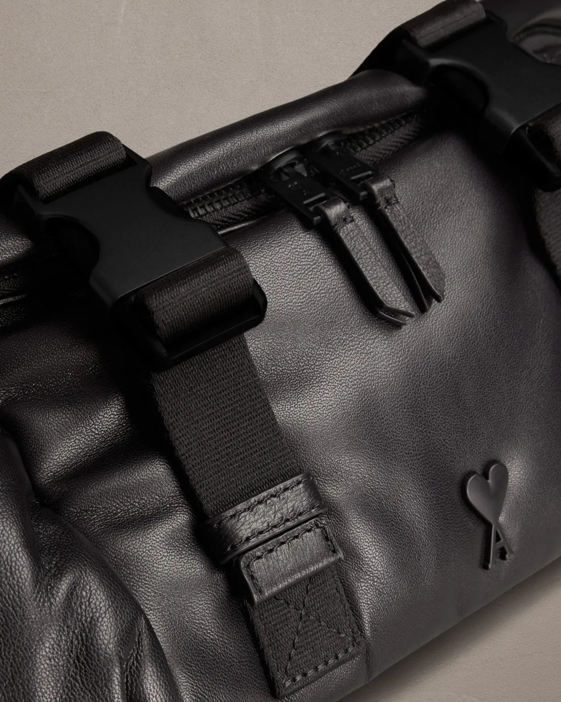 Banane Ami de Coeur sold by Ami product image thumbnail 5