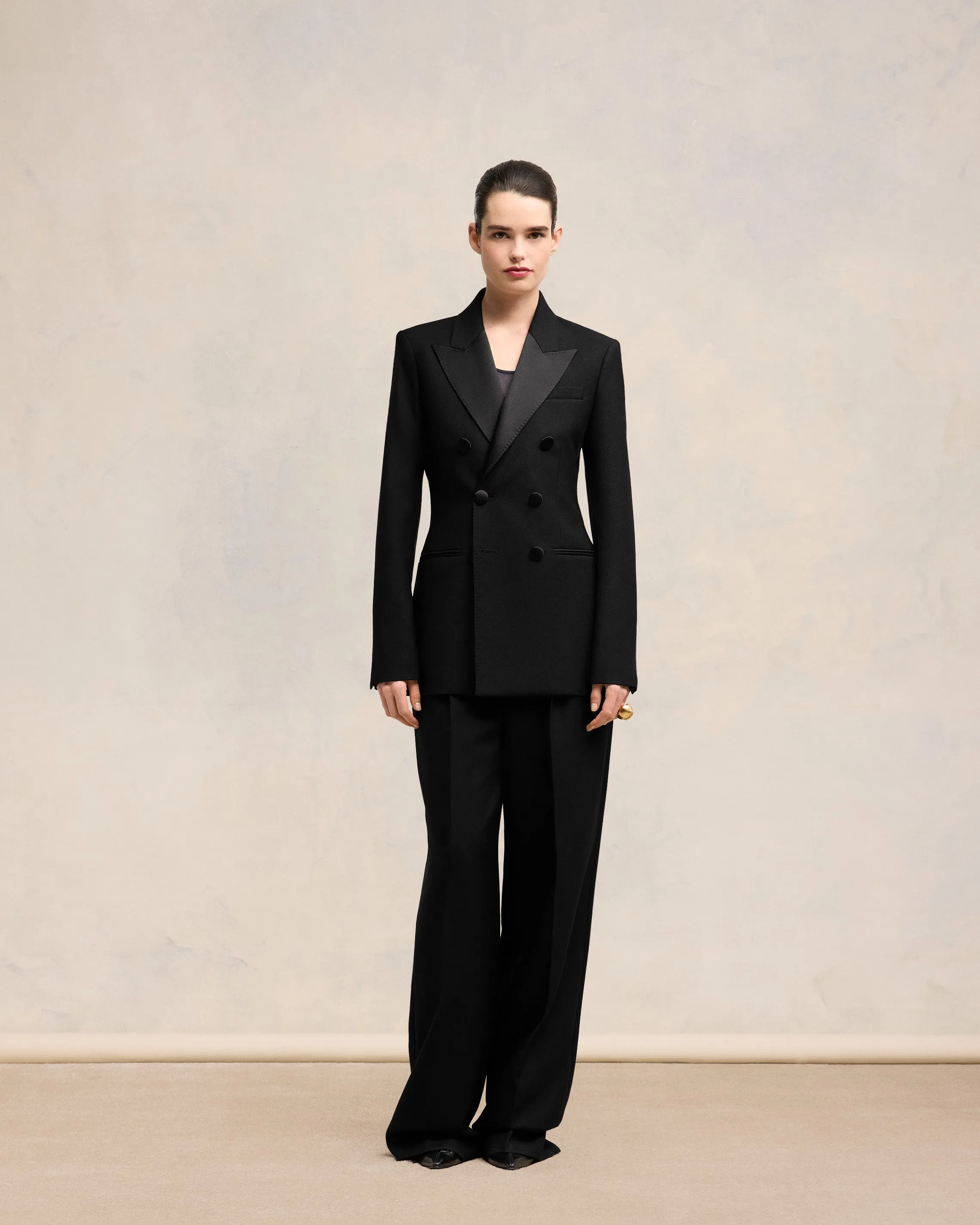 Veste Noire Croisée En Laine sold by Ami