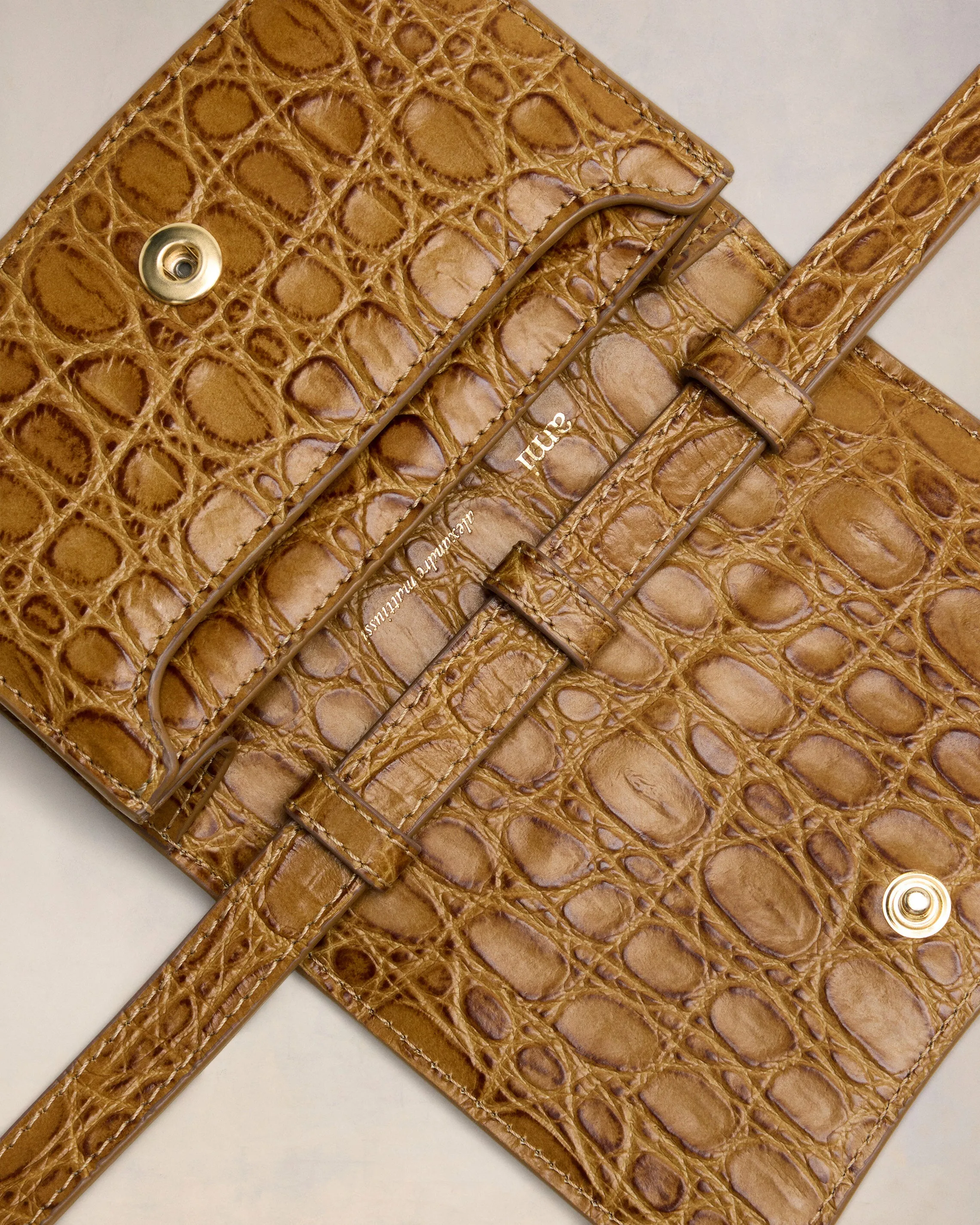 Porte-Cartes Bandoulière Paris Paris sold by Ami product image thumbnail 2