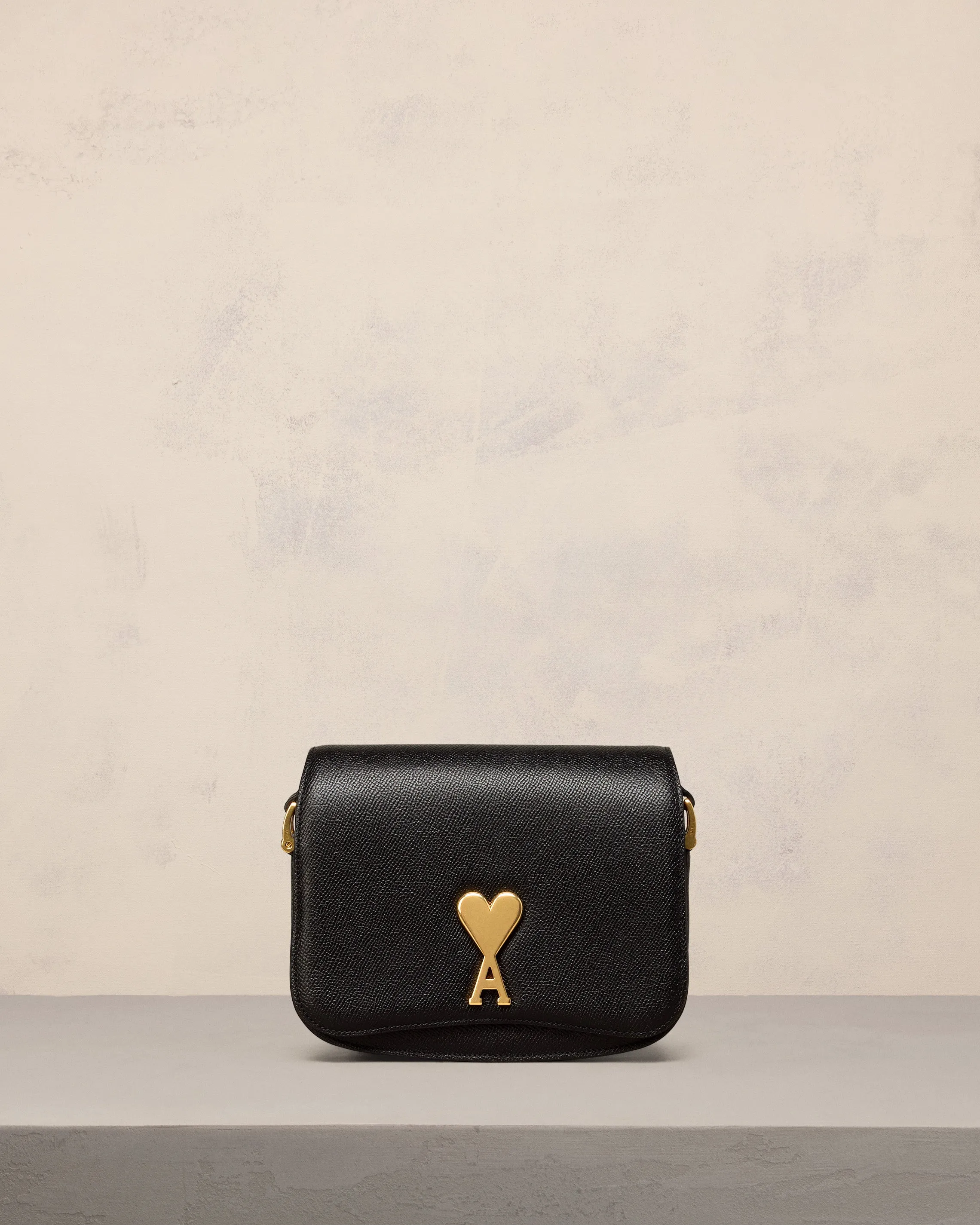 Sac Paris Paris Noir En Cuir sold by Ami