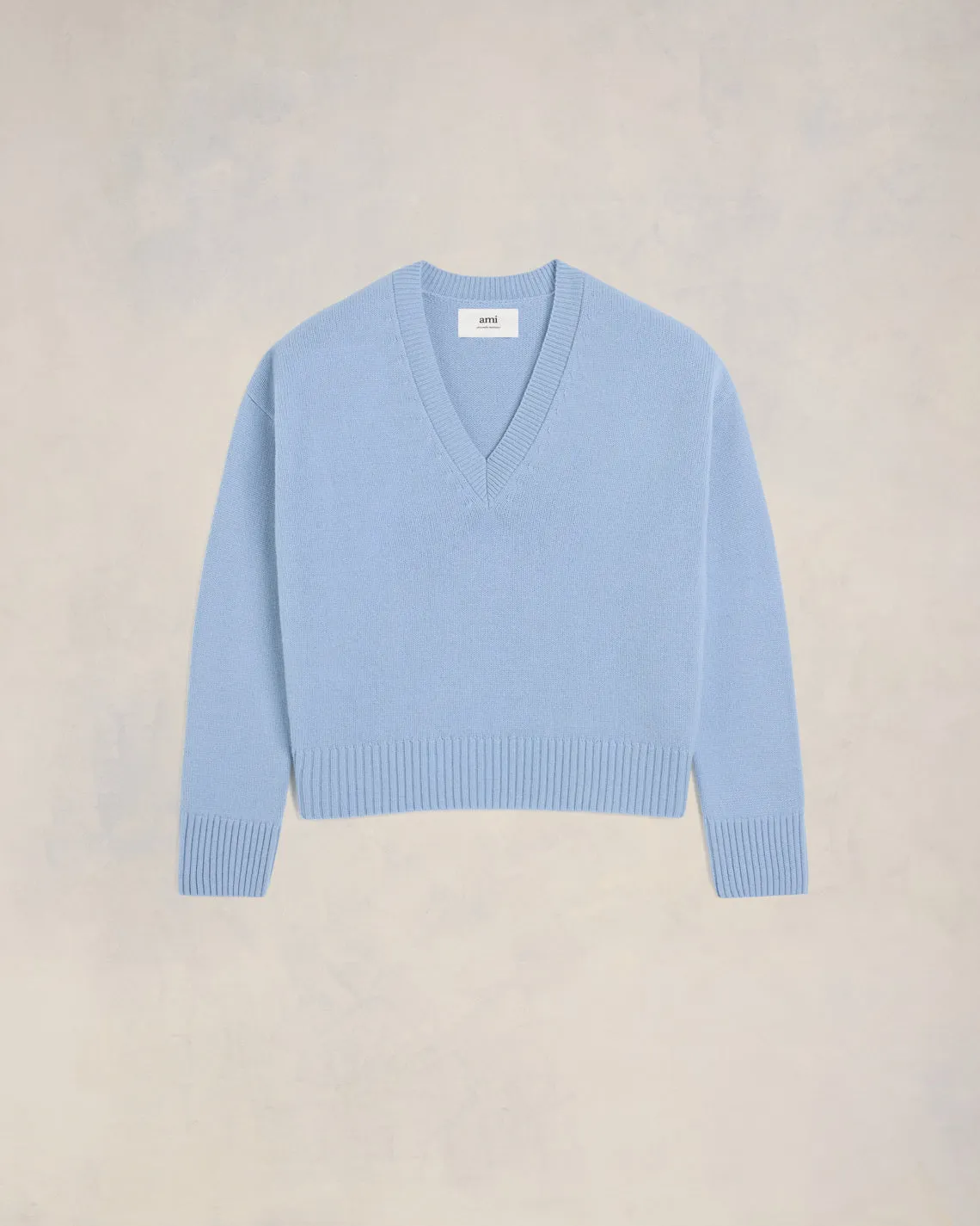 Pull Col V Crop sold by Ami product image thumbnail 2