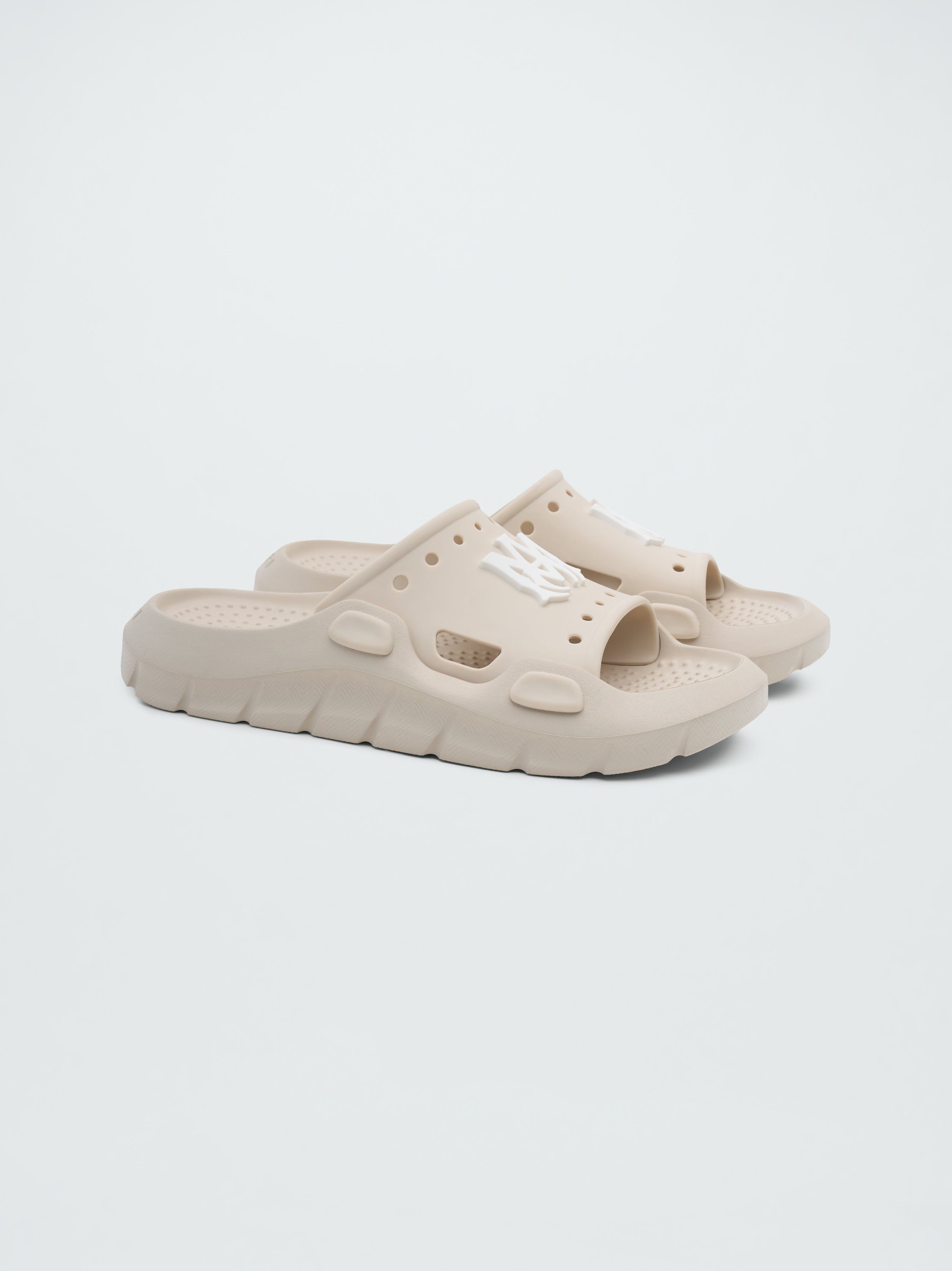 SUNDAY SLIDES - ALABASTER sold by AMIRI product image thumbnail 2