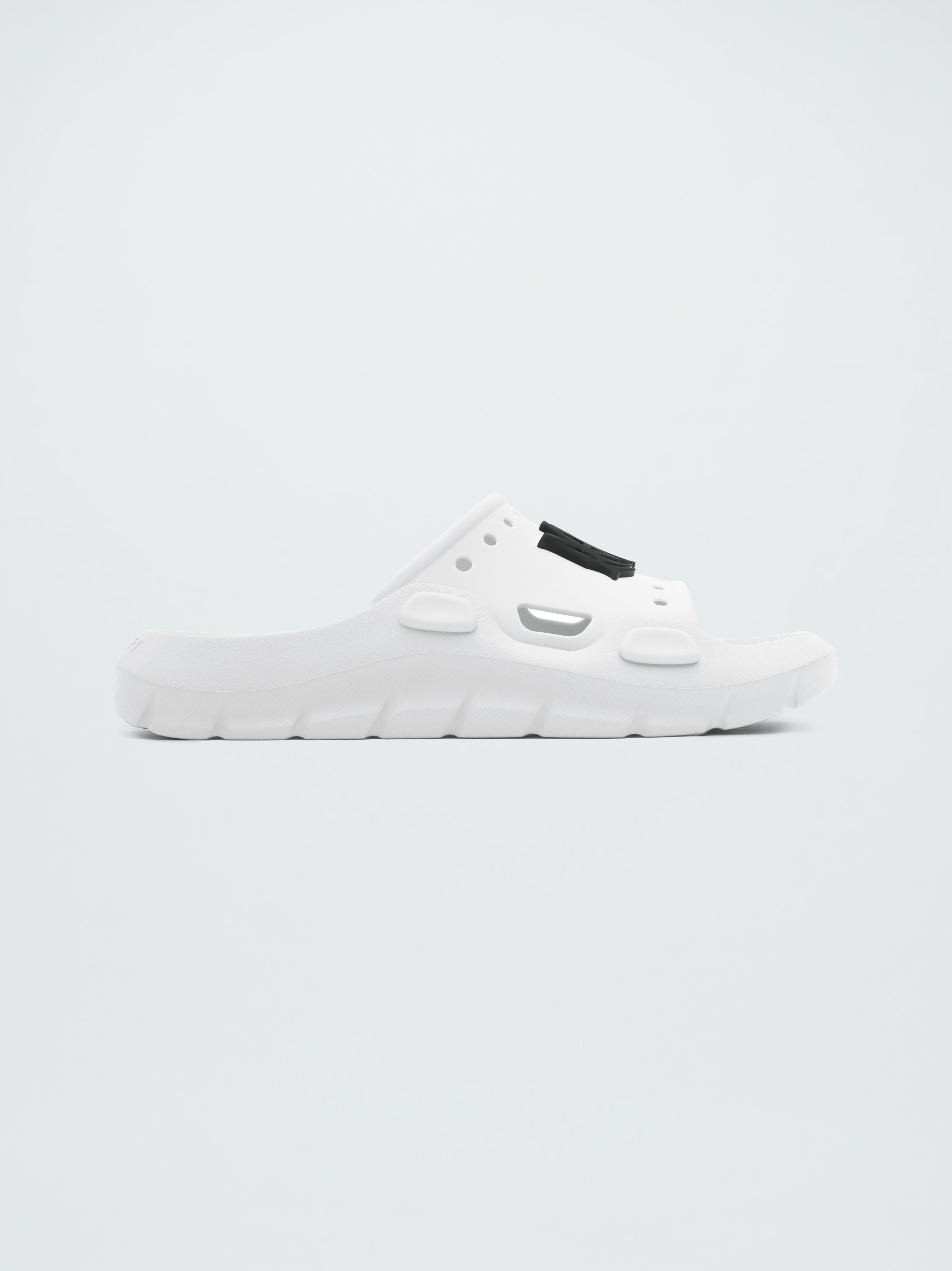 SUNDAY SLIDES - WHITE sold by AMIRI