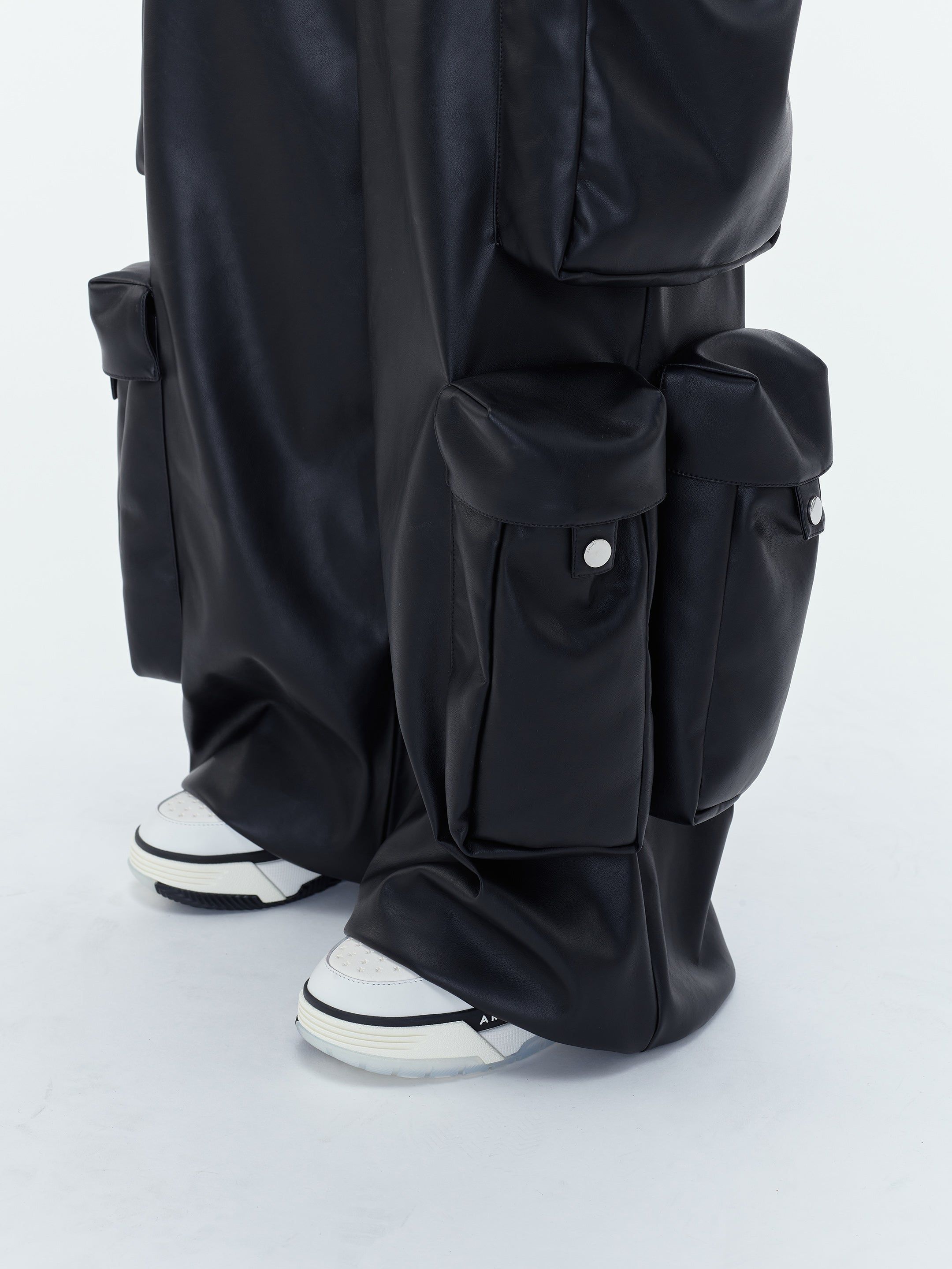 WOMEN - WIDE LEG CARGO PANT - BLACK sold by AMIRI product image thumbnail 9