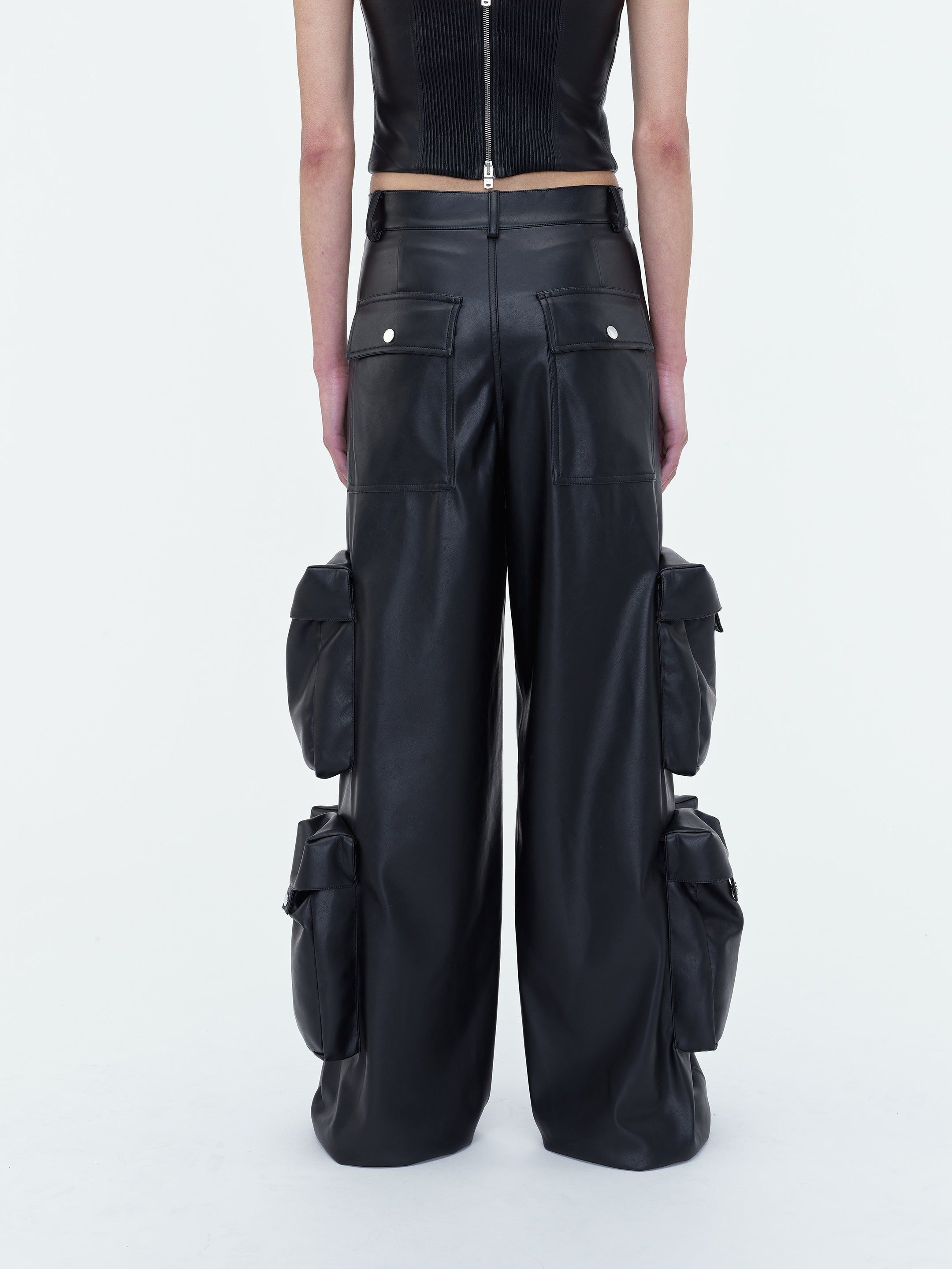 WOMEN - WIDE LEG CARGO PANT - BLACK sold by AMIRI product image thumbnail 5