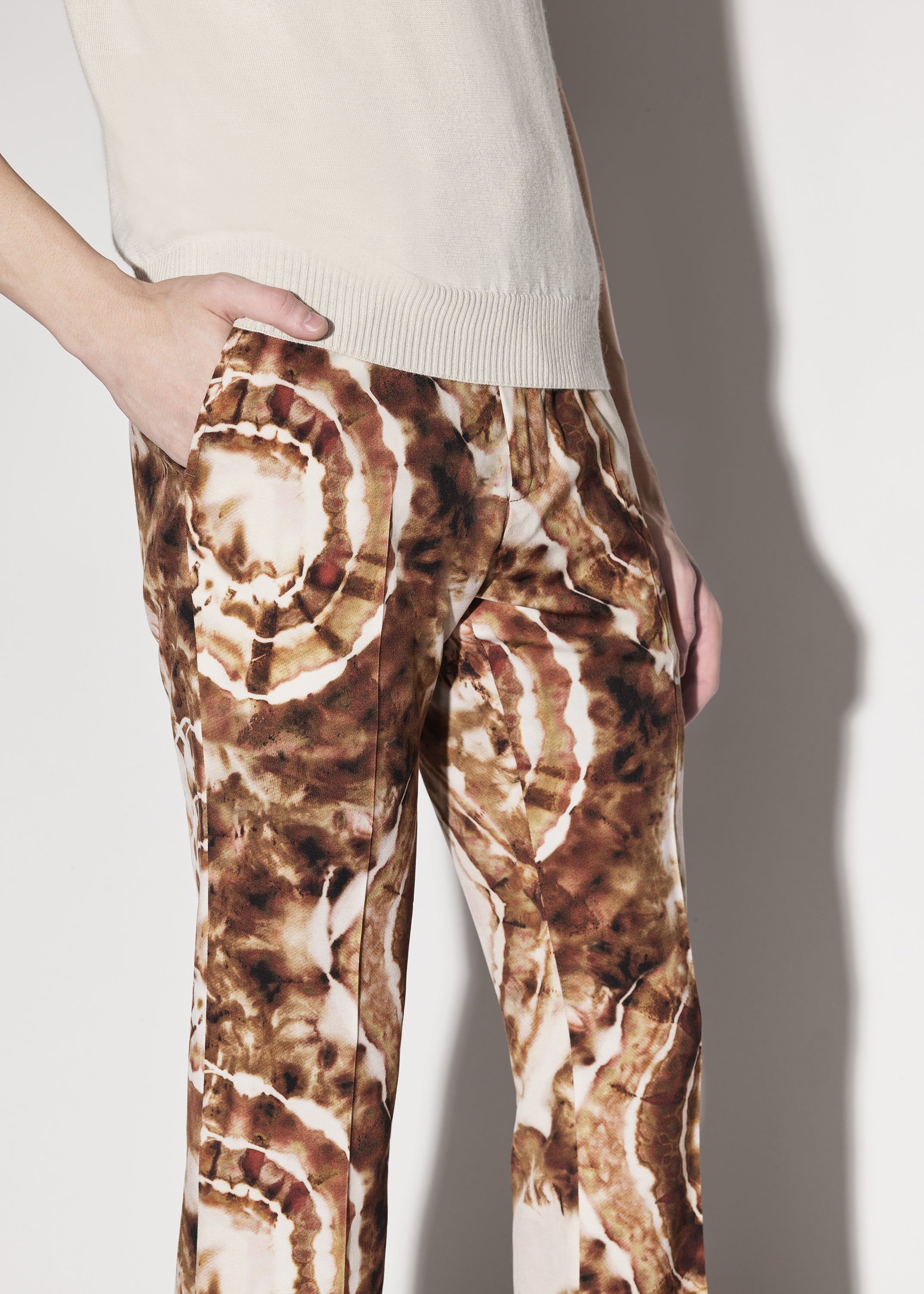 TIE DYE SLASH FLARE TROUSER - BROWN sold by AMIRI product image thumbnail 5