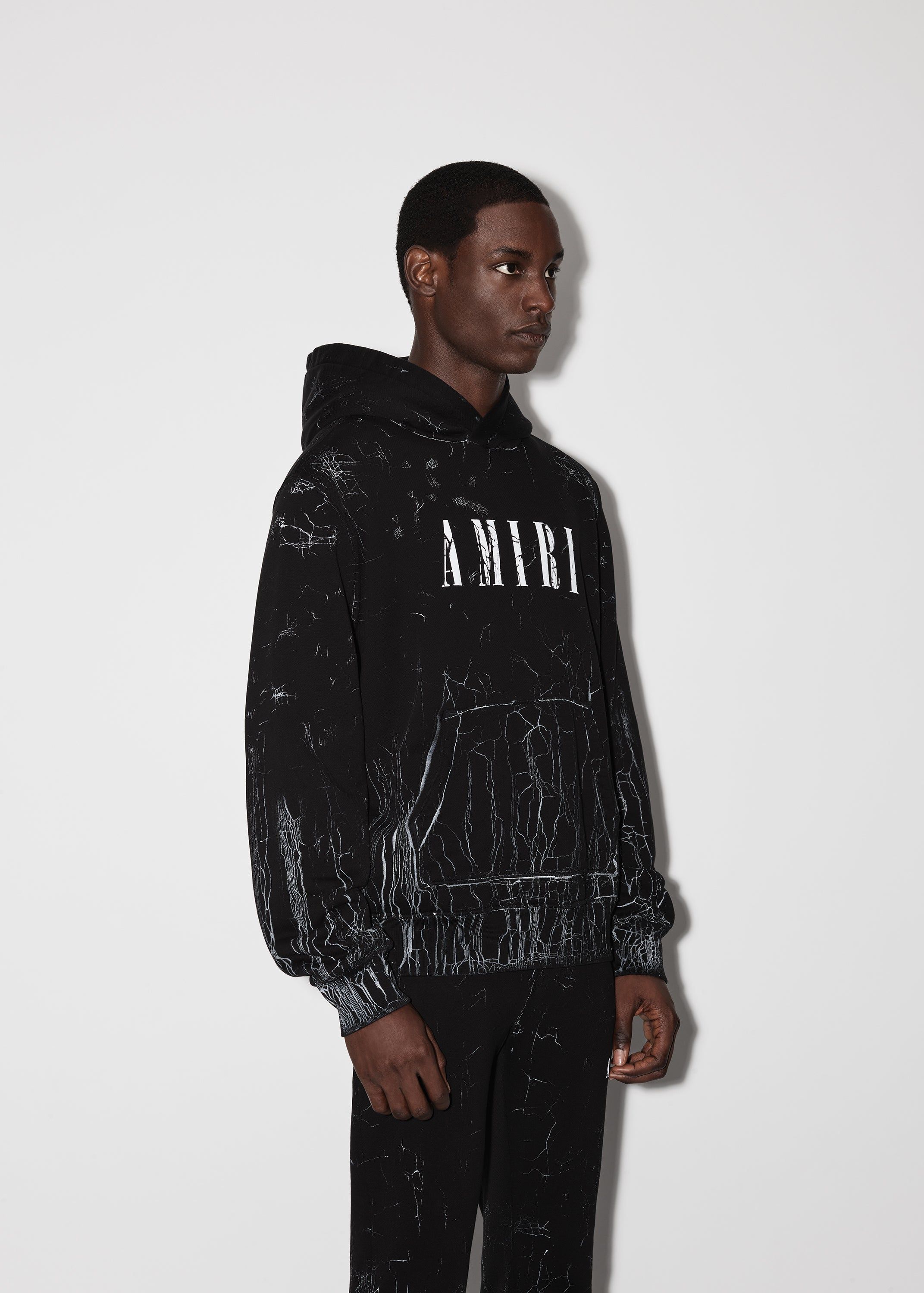 AMIRI core logo hoodie パーカー black-ma-core-logo-hoodie.jpg