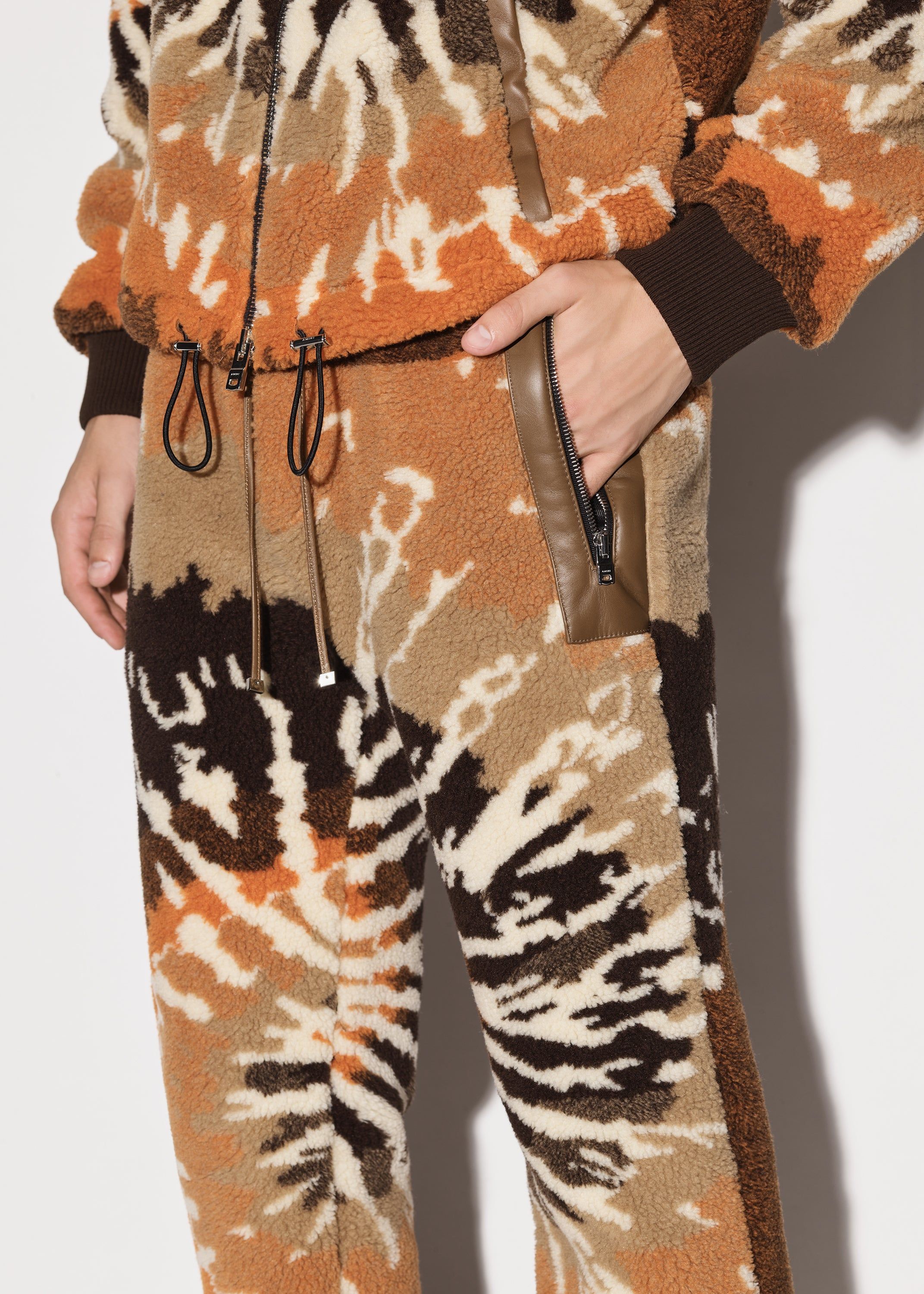 TIE DYE POLAR FLEECE PANTS - ORANGE / BLACK sold by AMIRI product image thumbnail 5