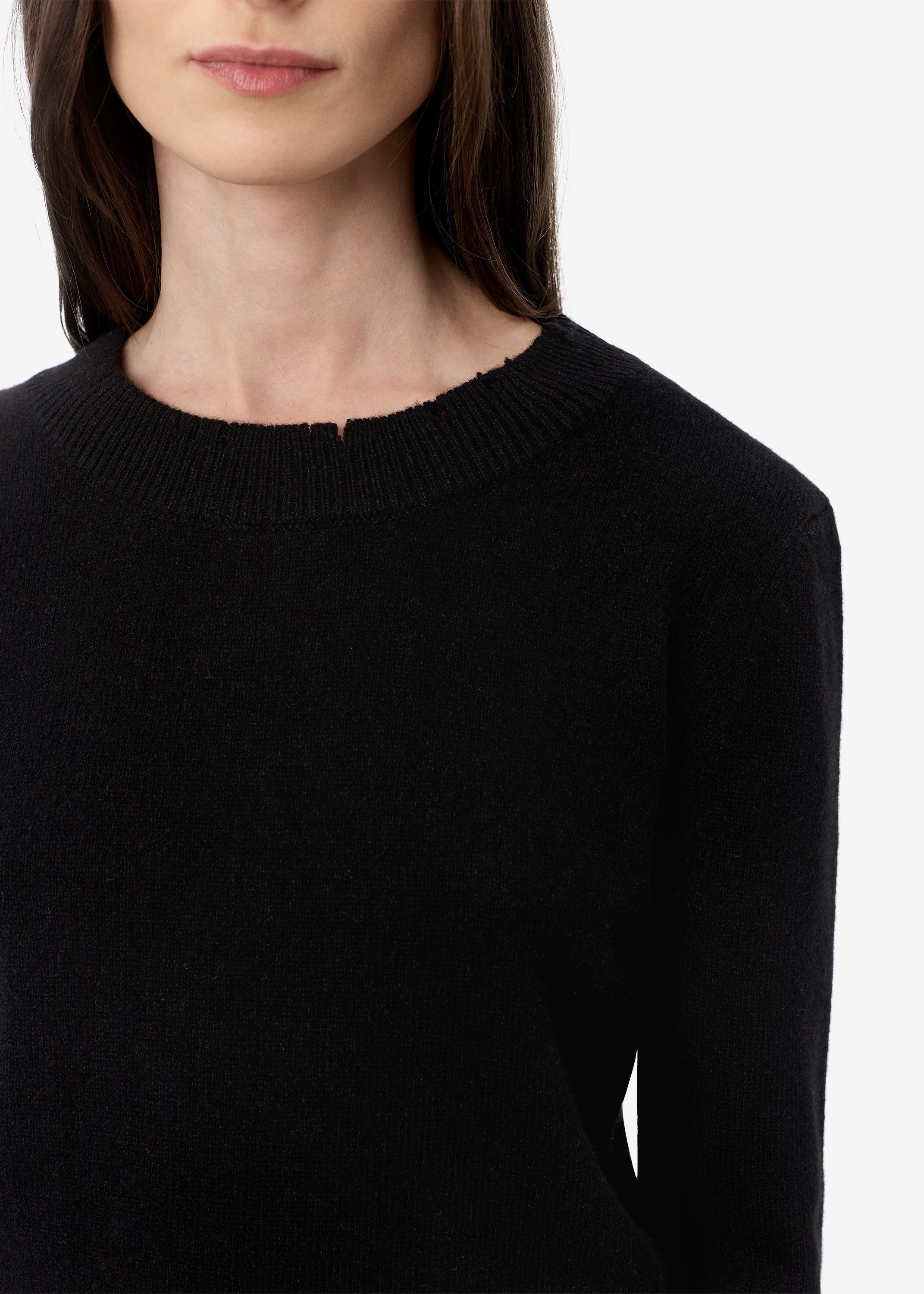 CLASSIC CASHMERE CREW - BLACK sold by AMIRI product image thumbnail 5
