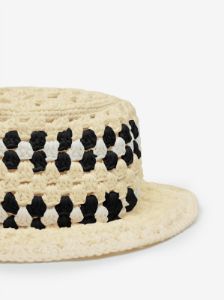 CROCHET BUCKET HAT - White sold by AMIRI