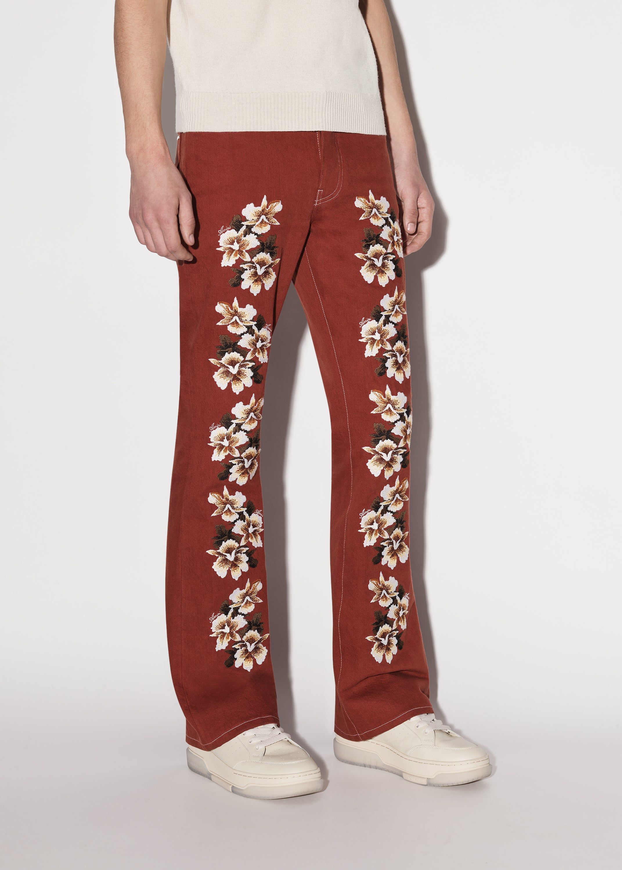 31 AMIRI CRYSTAL STACK FLARE CLAYINDIGO（HIBISCUS FLARE JEAN  