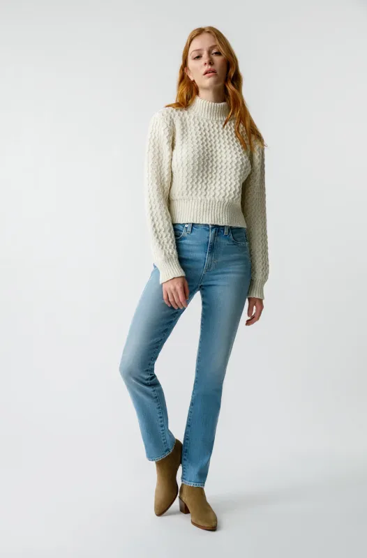 Chloe Long sold by AMO