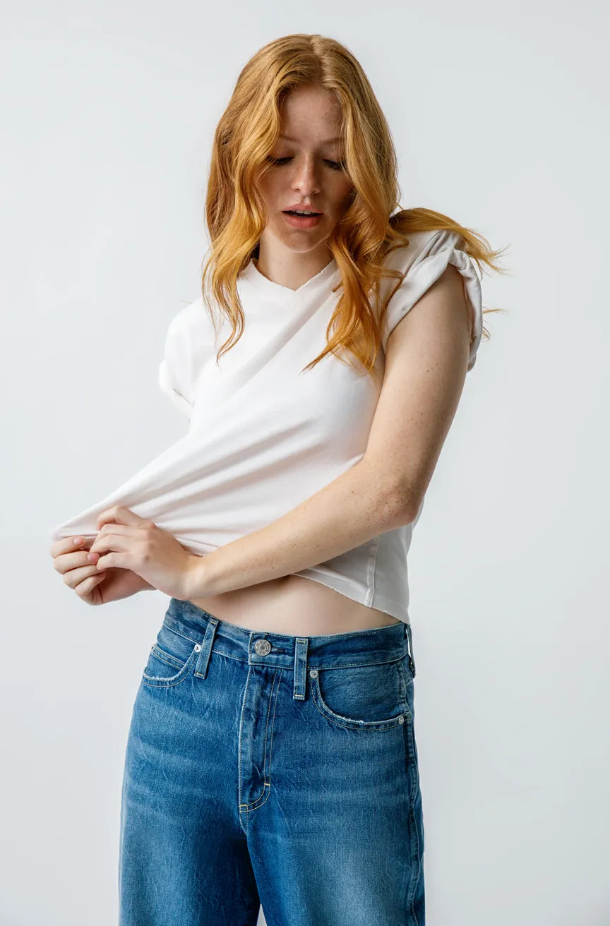 La Vie Tee sold by AMO