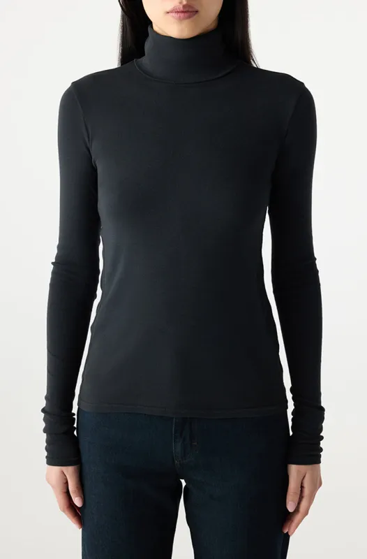 Reese Tee sold by AMO