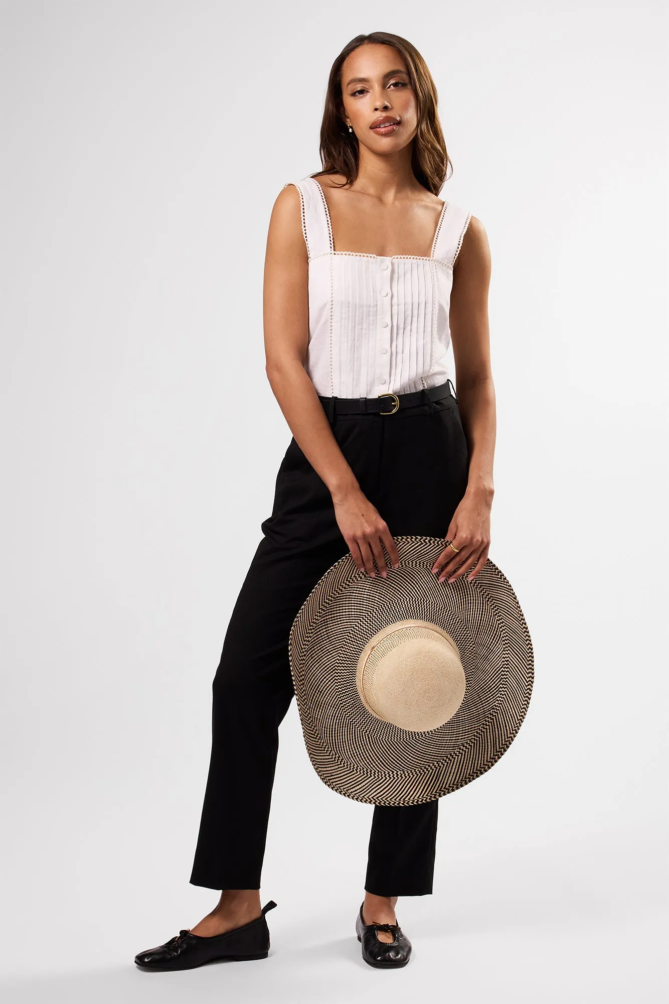 Crochet Trim Cotton Linen Tank - White sold by Amour Vert product image thumbnail 5