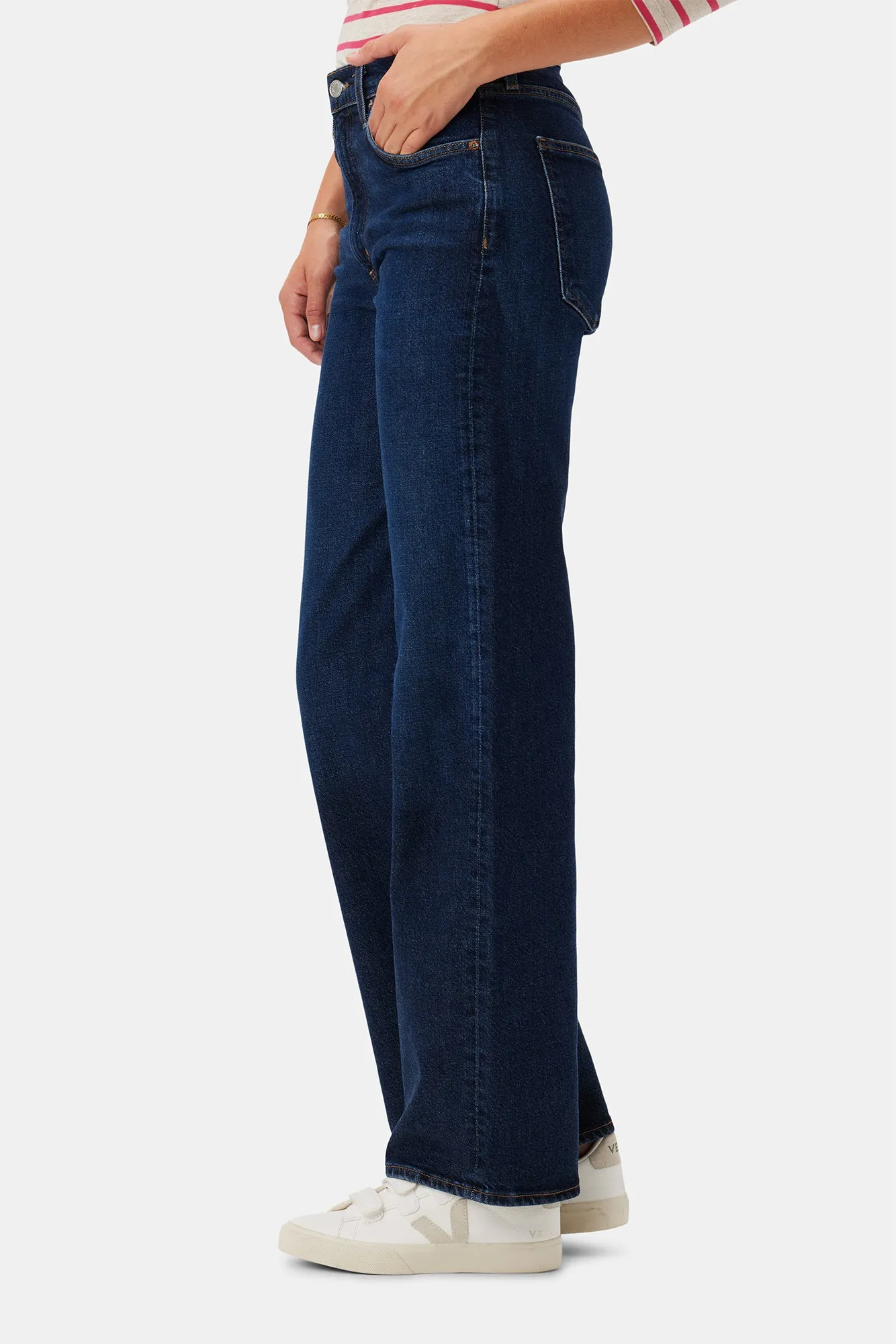 AGOLDE Harper Wide Straight Jean - Formation sold by Amour Vert product image thumbnail 2
