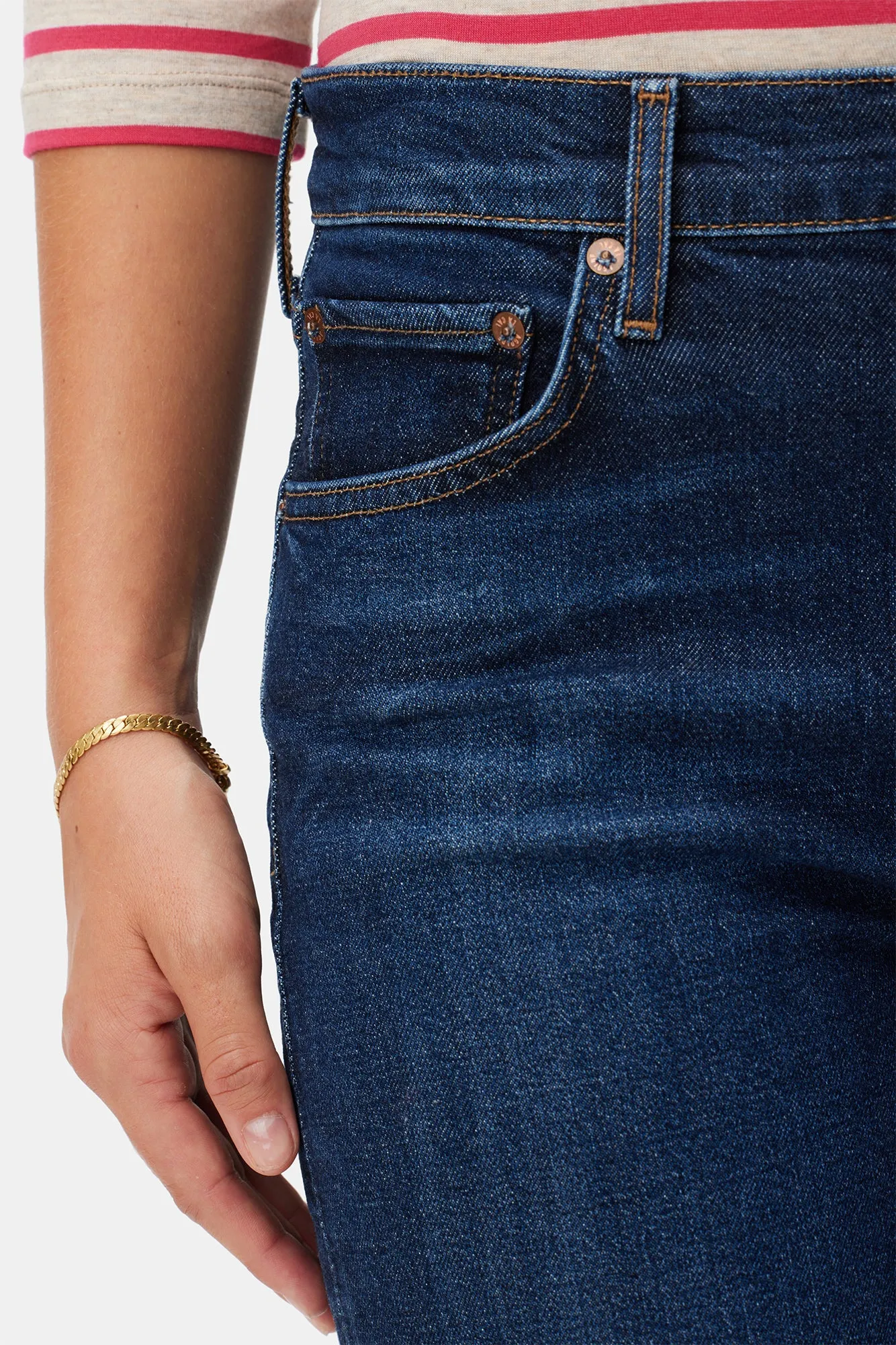 AGOLDE Harper Wide Straight Jean - Formation sold by Amour Vert product image thumbnail 5