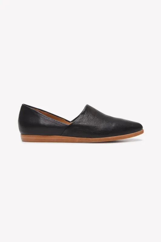 Padu Flats - Black sold by Amour Vert