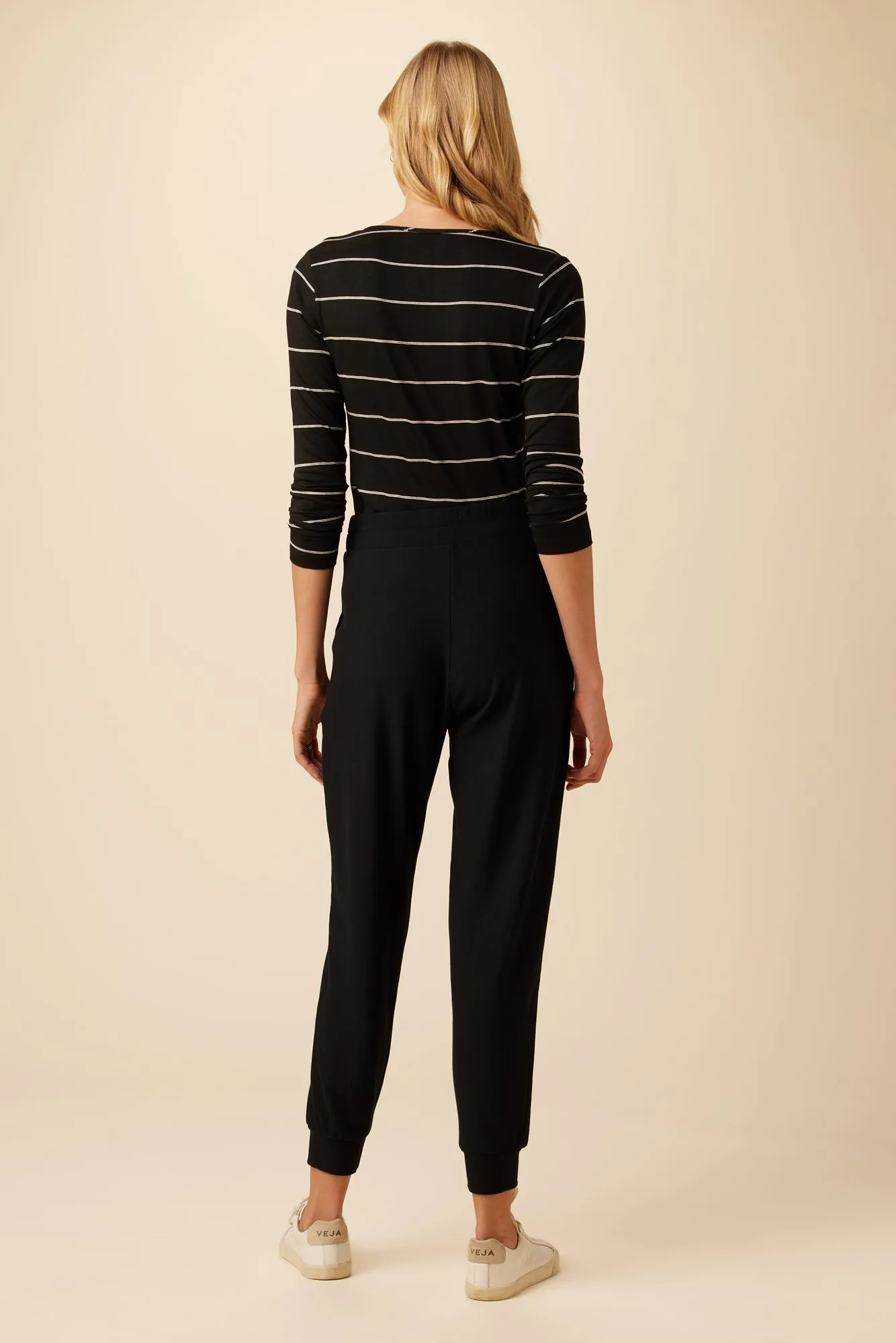 Skylar Luxe Fleece Joggers - Black sold by Amour Vert product image thumbnail 3