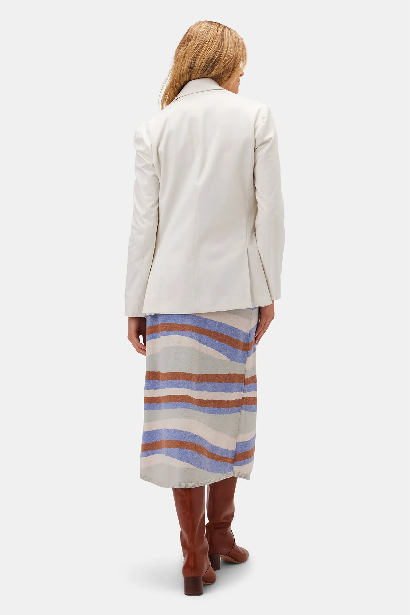 Slim Tobie Blazer - White sold by Amour Vert product image thumbnail 3