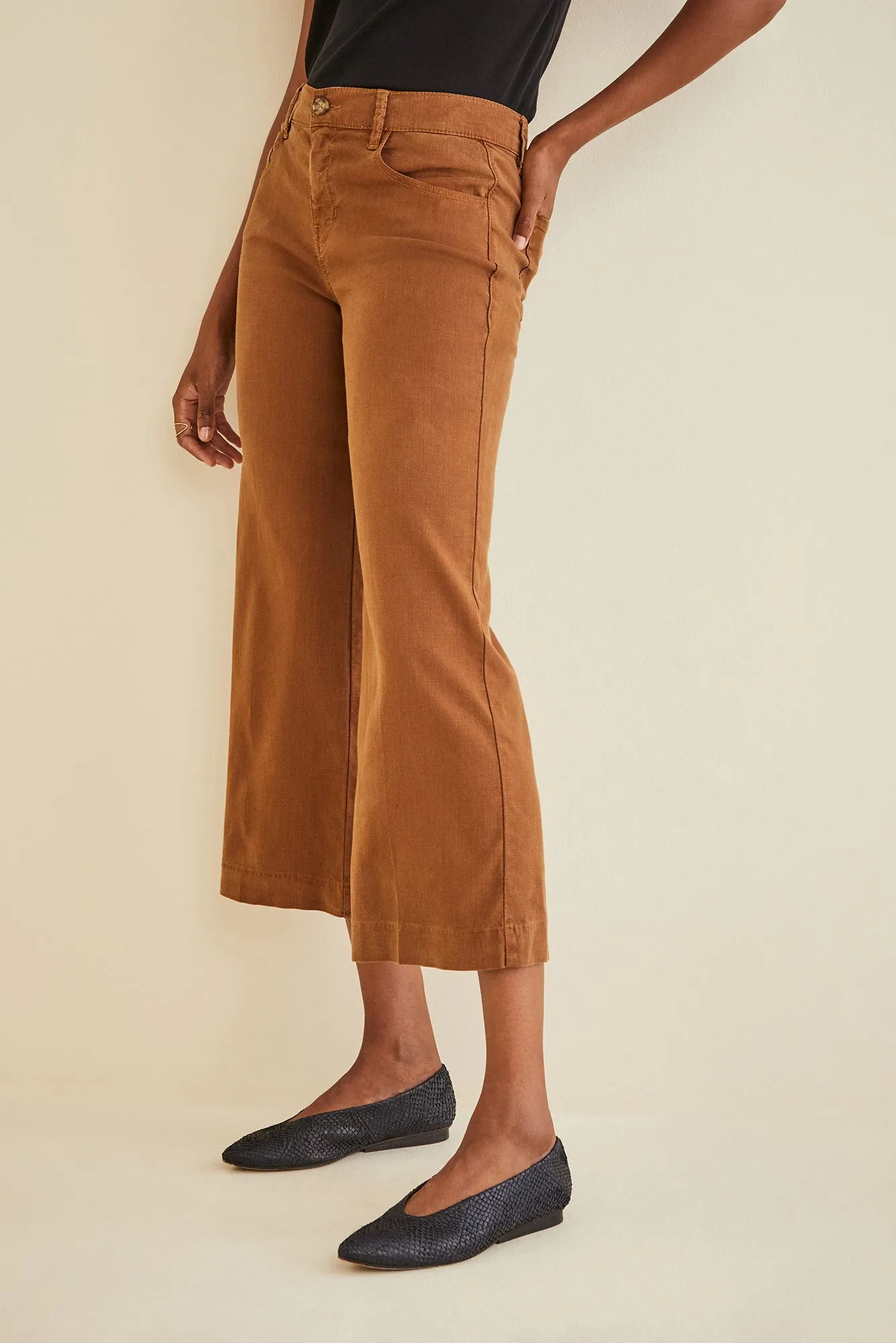 Annabelle Wide Leg Cropped Pant - Tobacco sold by Amour Vert product image thumbnail 2