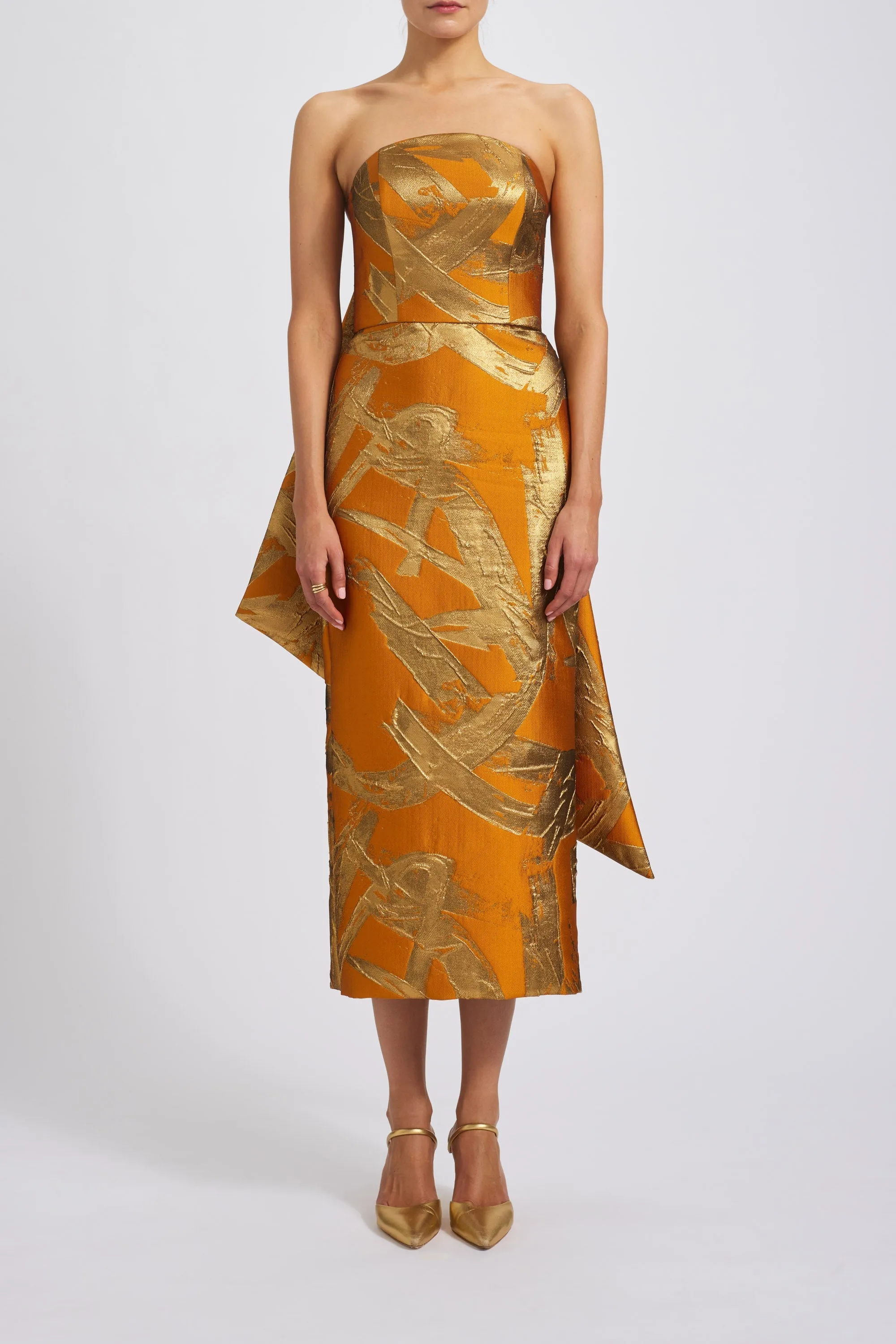 P743 - Gold-gold sold by Amsale