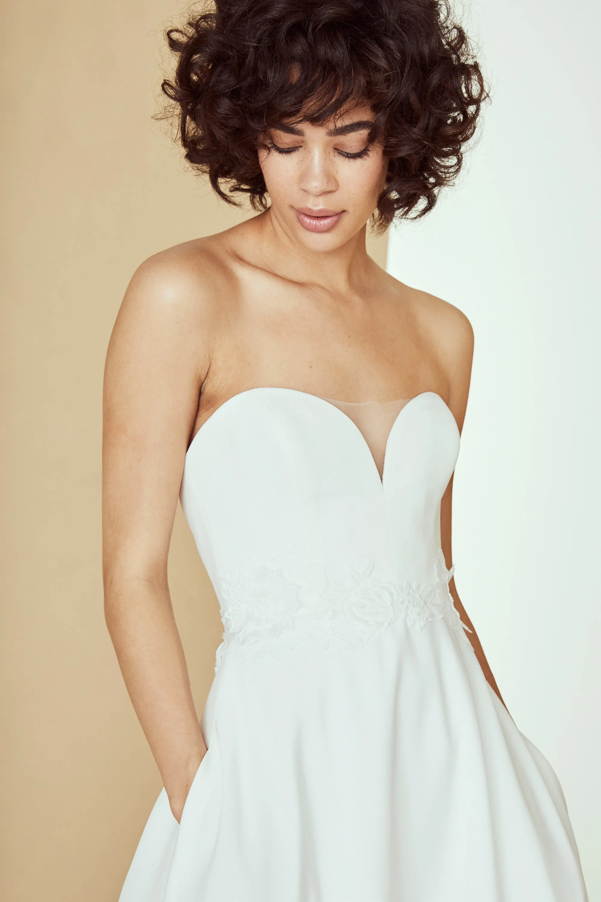 Mac - Silk-White sold by Amsale