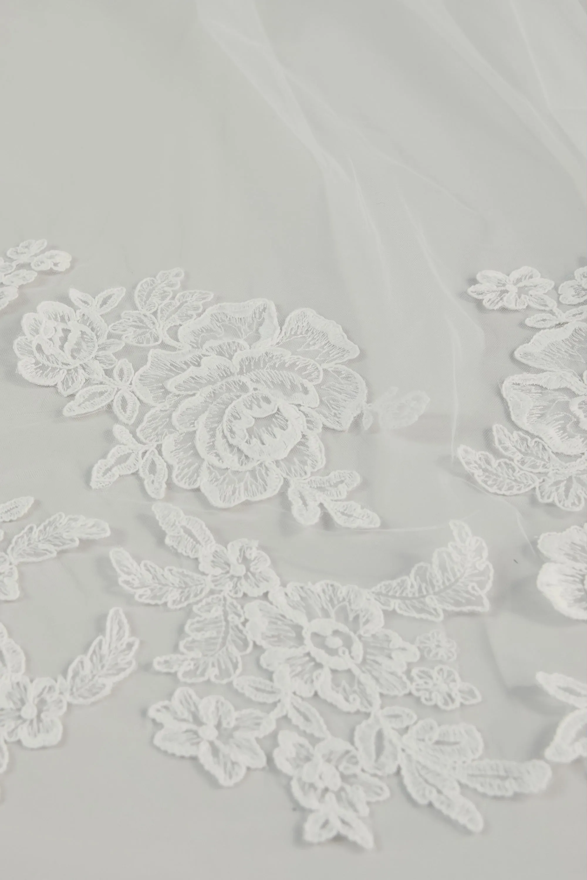 R293U - Cathedral length veil with rose lace sold by Amsale product image thumbnail 3