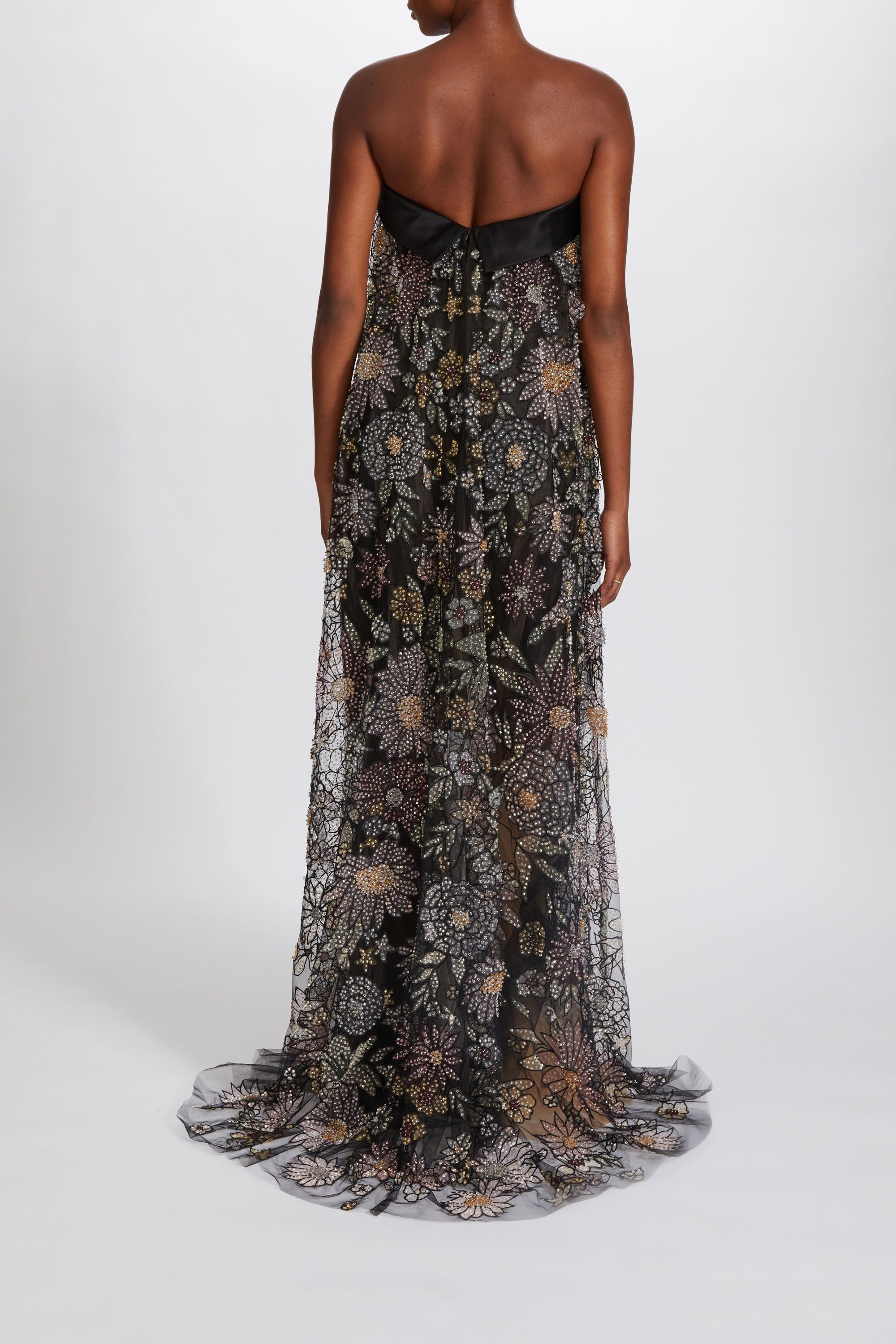 P586 - 3D Flower Trapeze Gown sold by Amsale product image thumbnail 5