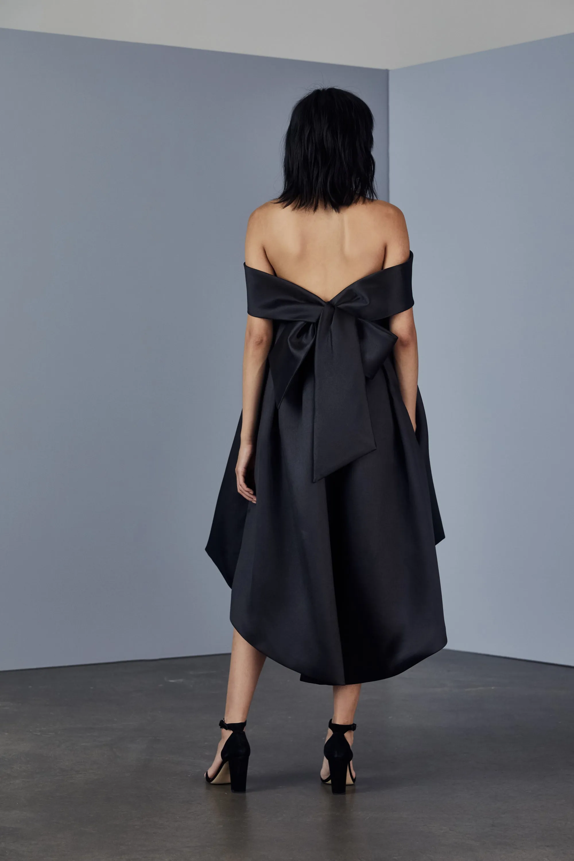 P370M - Bow back trapeze dress sold by Amsale product image thumbnail 4