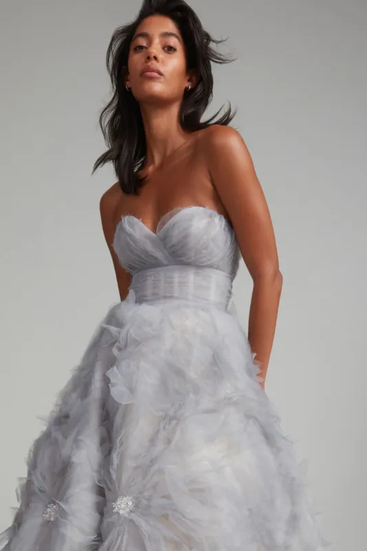 Meredith sold by Amsale