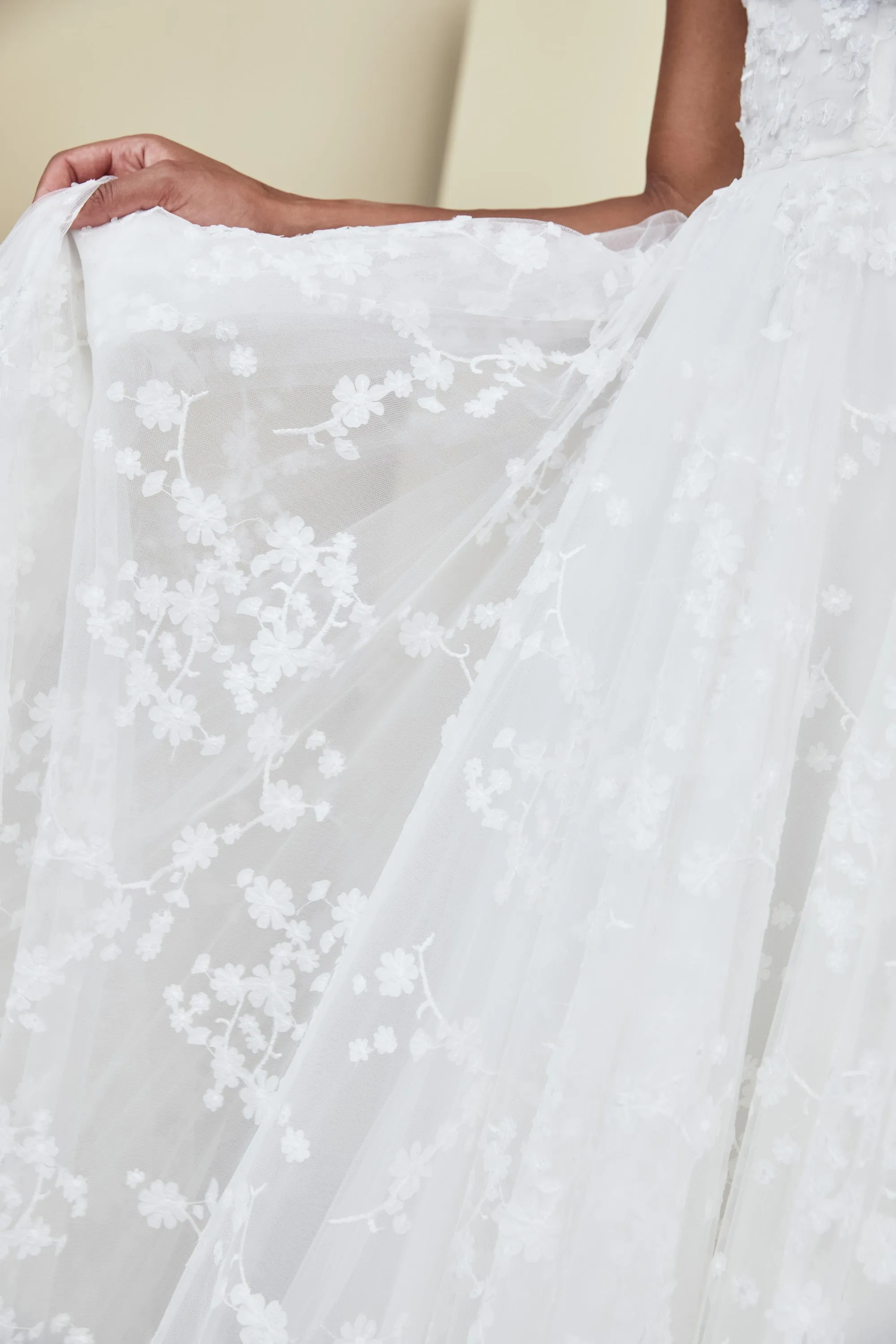 Elliot sold by Amsale product image thumbnail 5