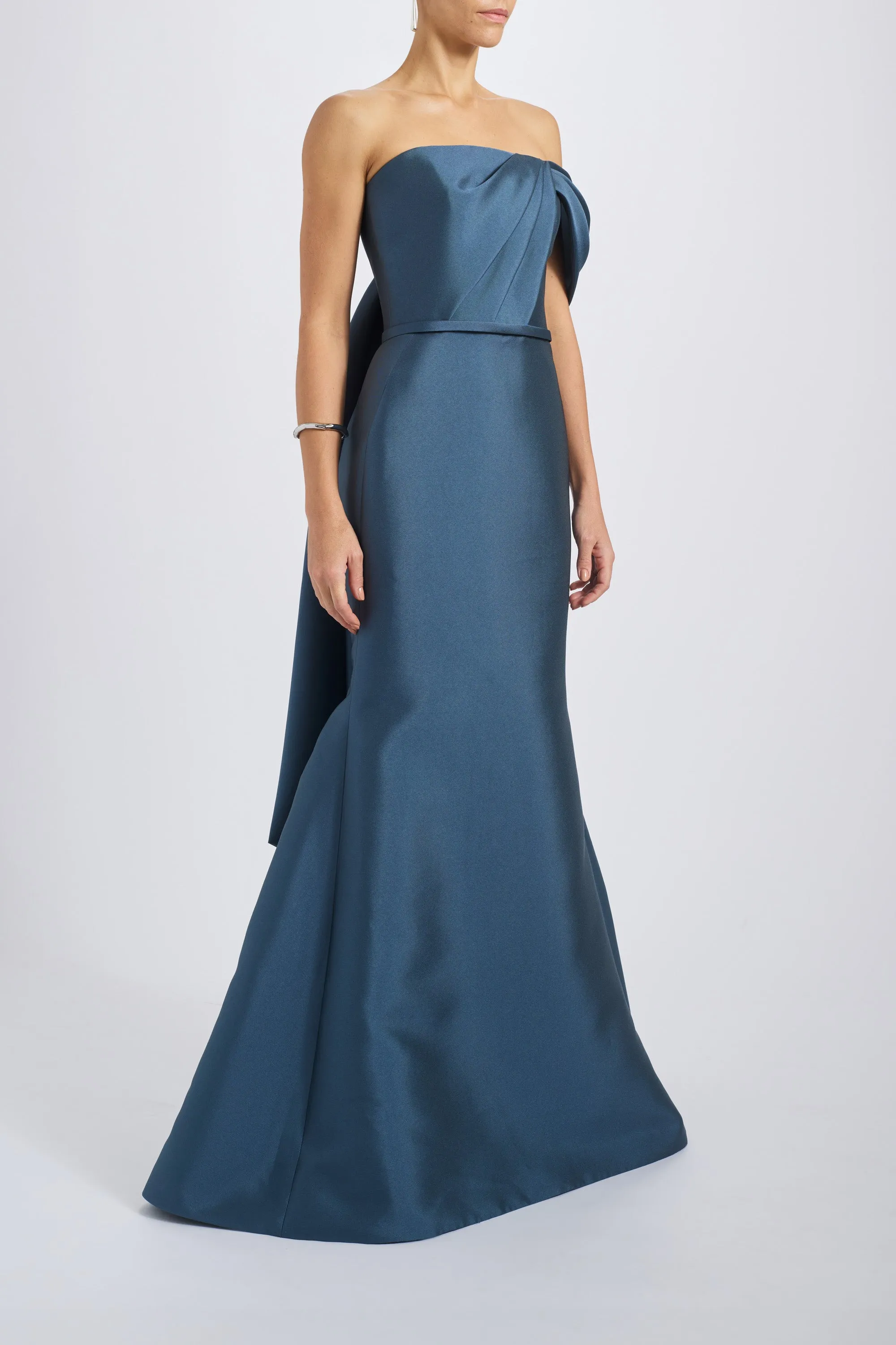 P815M - Petrol sold by Amsale product image thumbnail 5